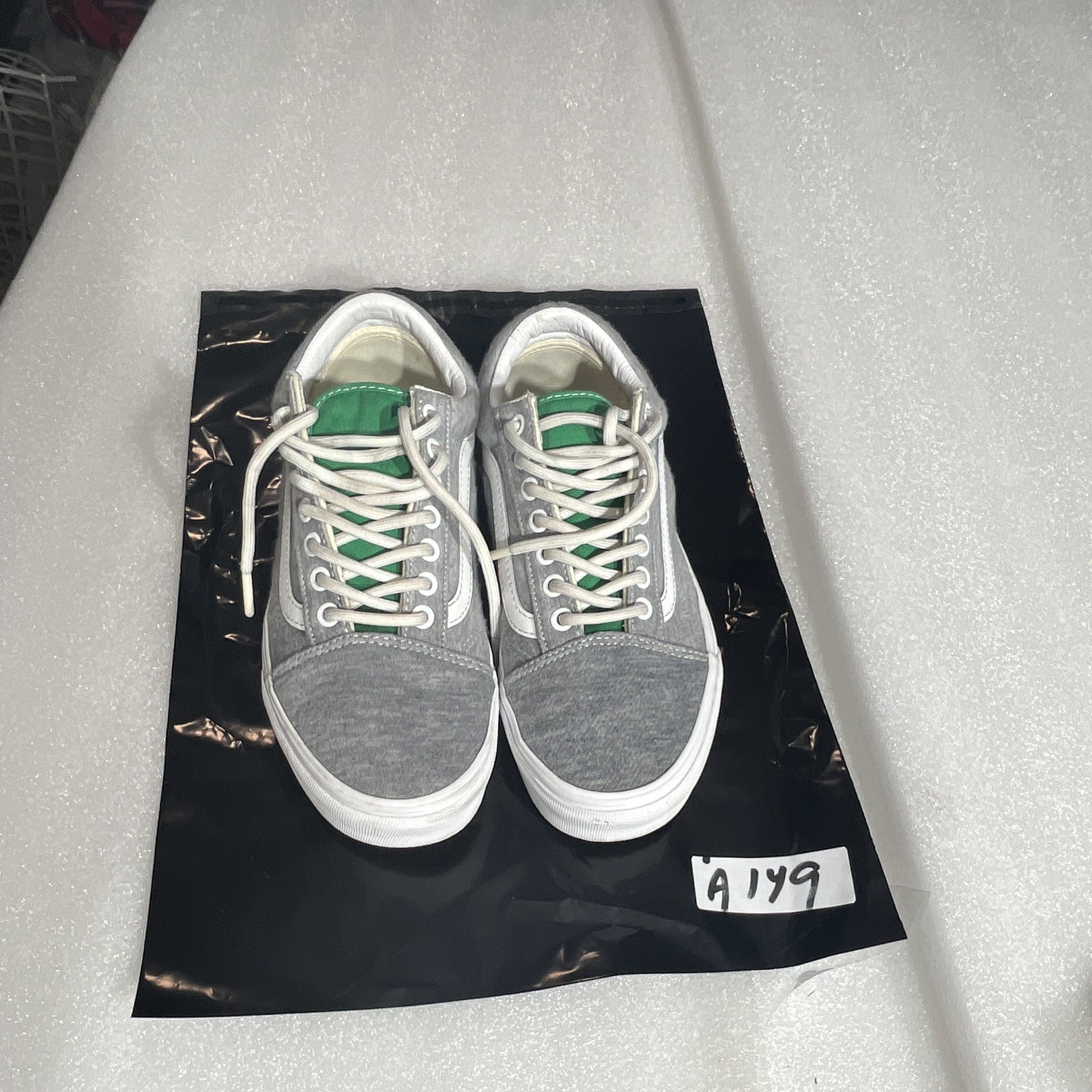 VANS Off The Wall Men’s Low Top Lace Up Sneakers Gray/Blue/Green/White