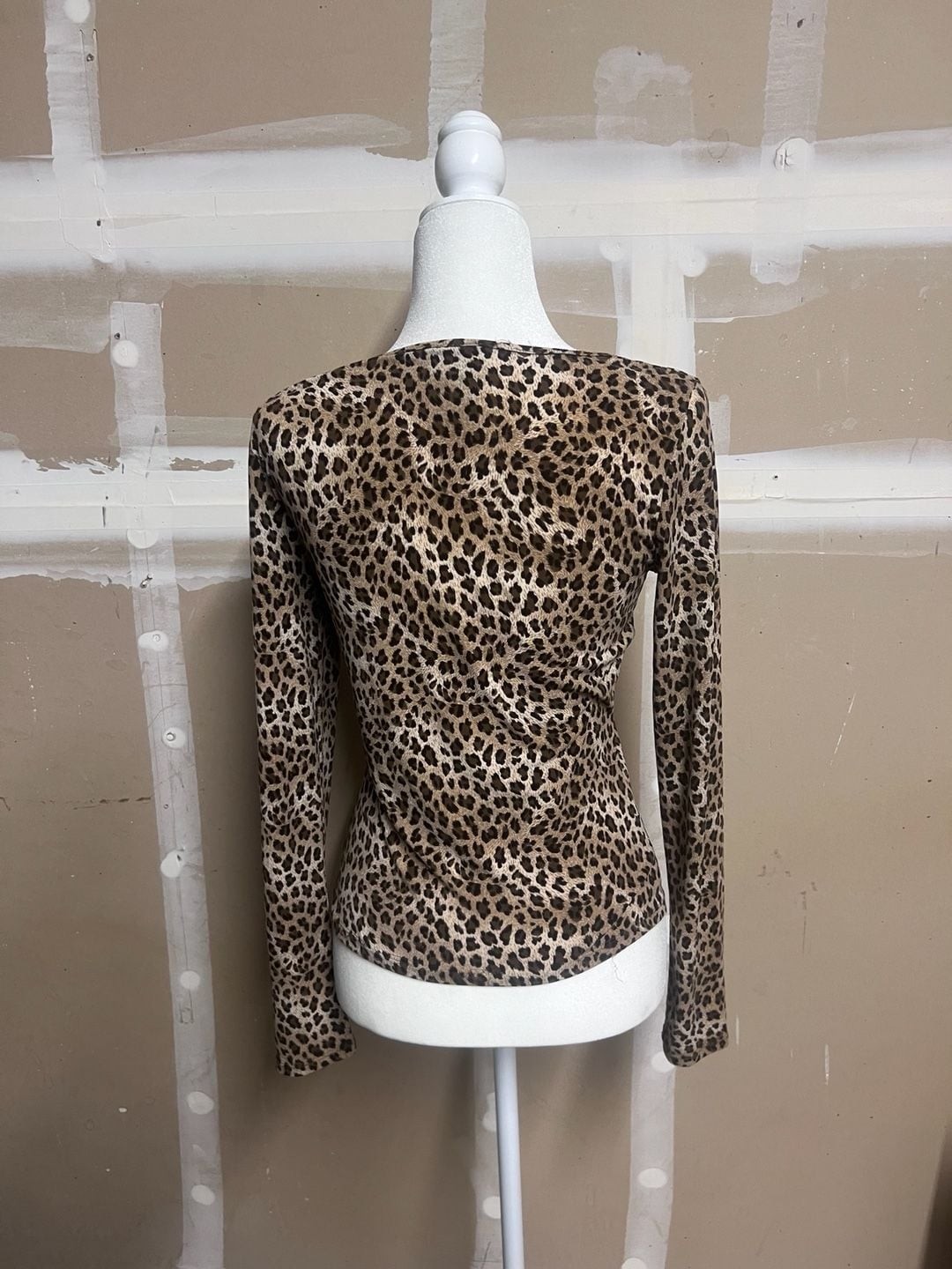 I-N-C International Concepts Leopard Print Long Sleeve Scoop Neck Top