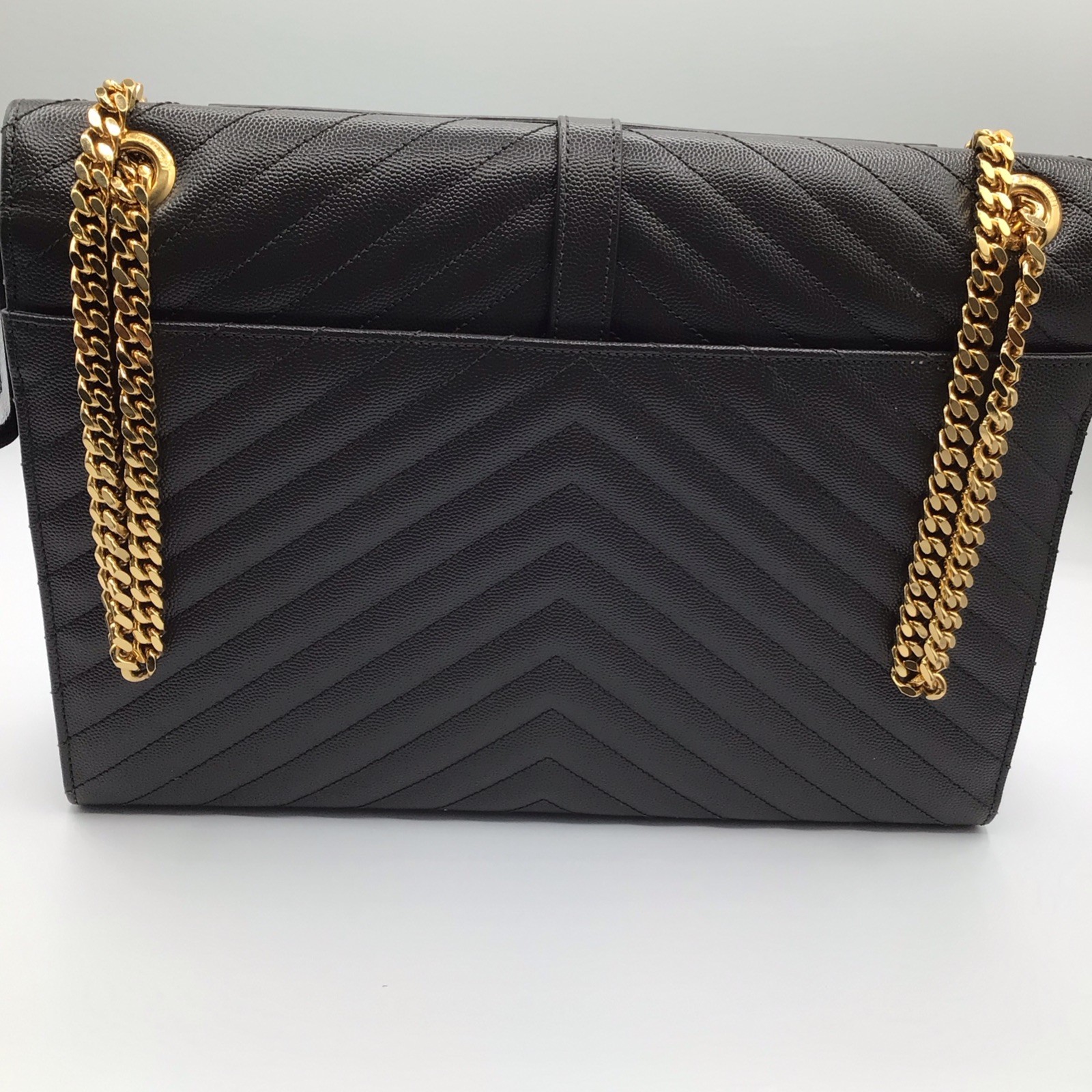 SAINT LAURENT ENVELOPE LARGE BAG IN MATELASSÉ GRAIN DE POUDRE EMBOSSED LEATHER