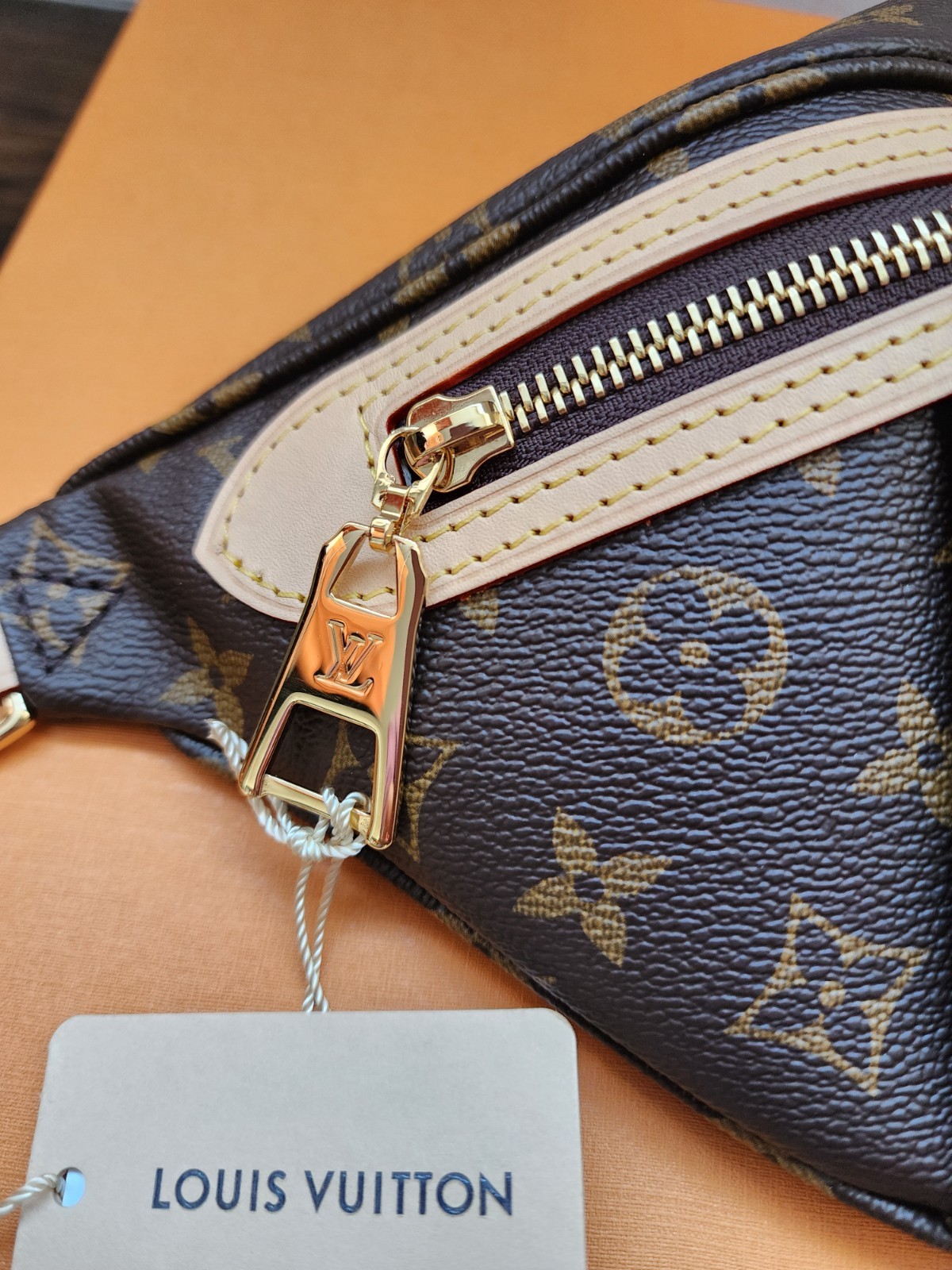 $2020 Brand New Authentic Louis Vuitton High Rise Monogram Belt Bag M46784