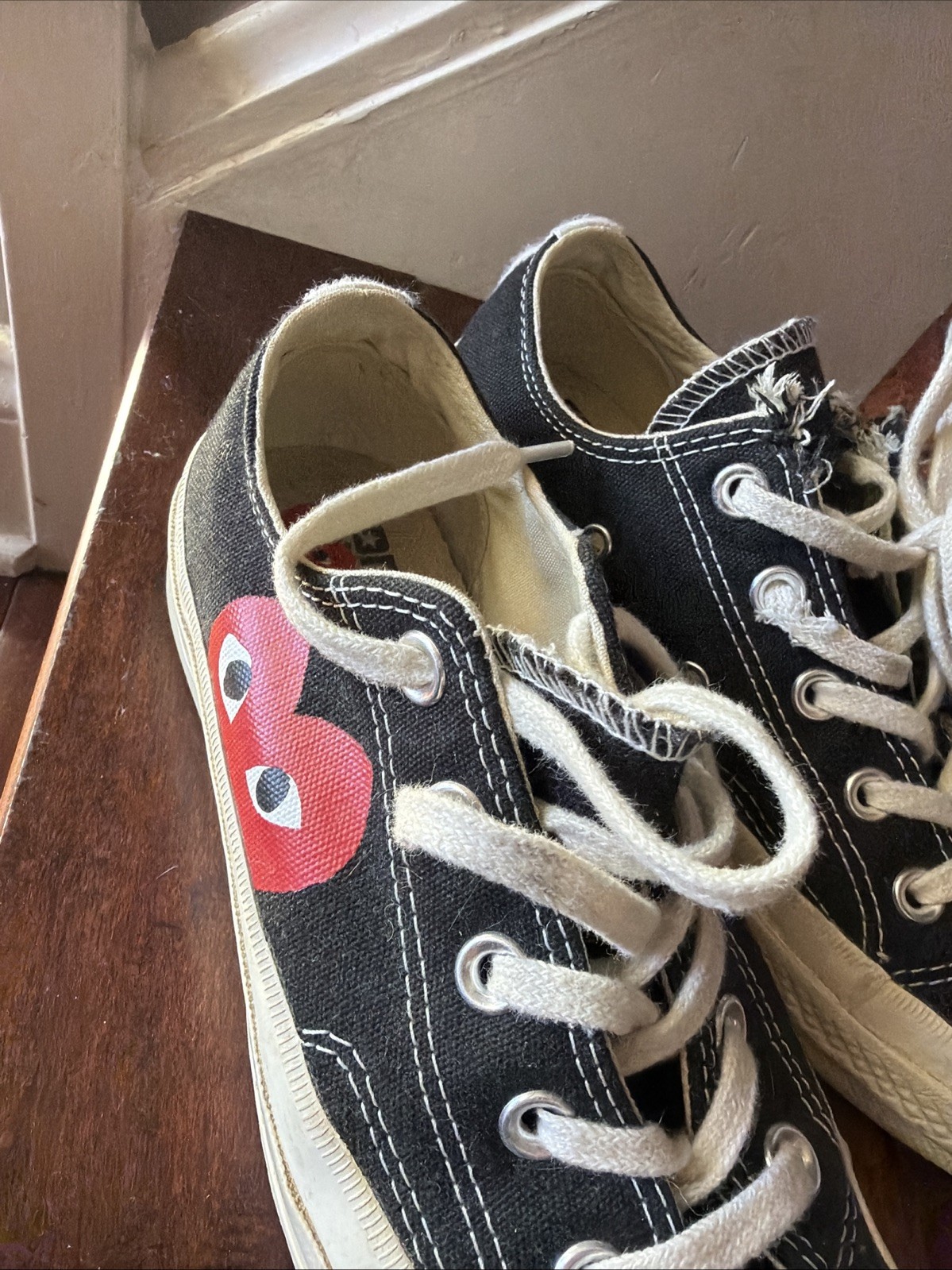 Converse x Comme des Garçons Play One Heart Black Chuck Sneakers W6 M4