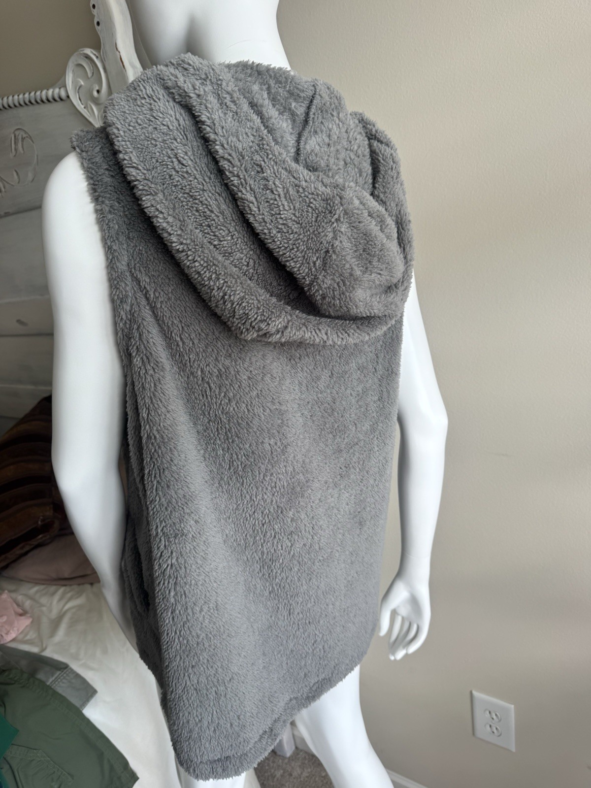 Gray Sherpa Hooded Asymmetric Zip Vest