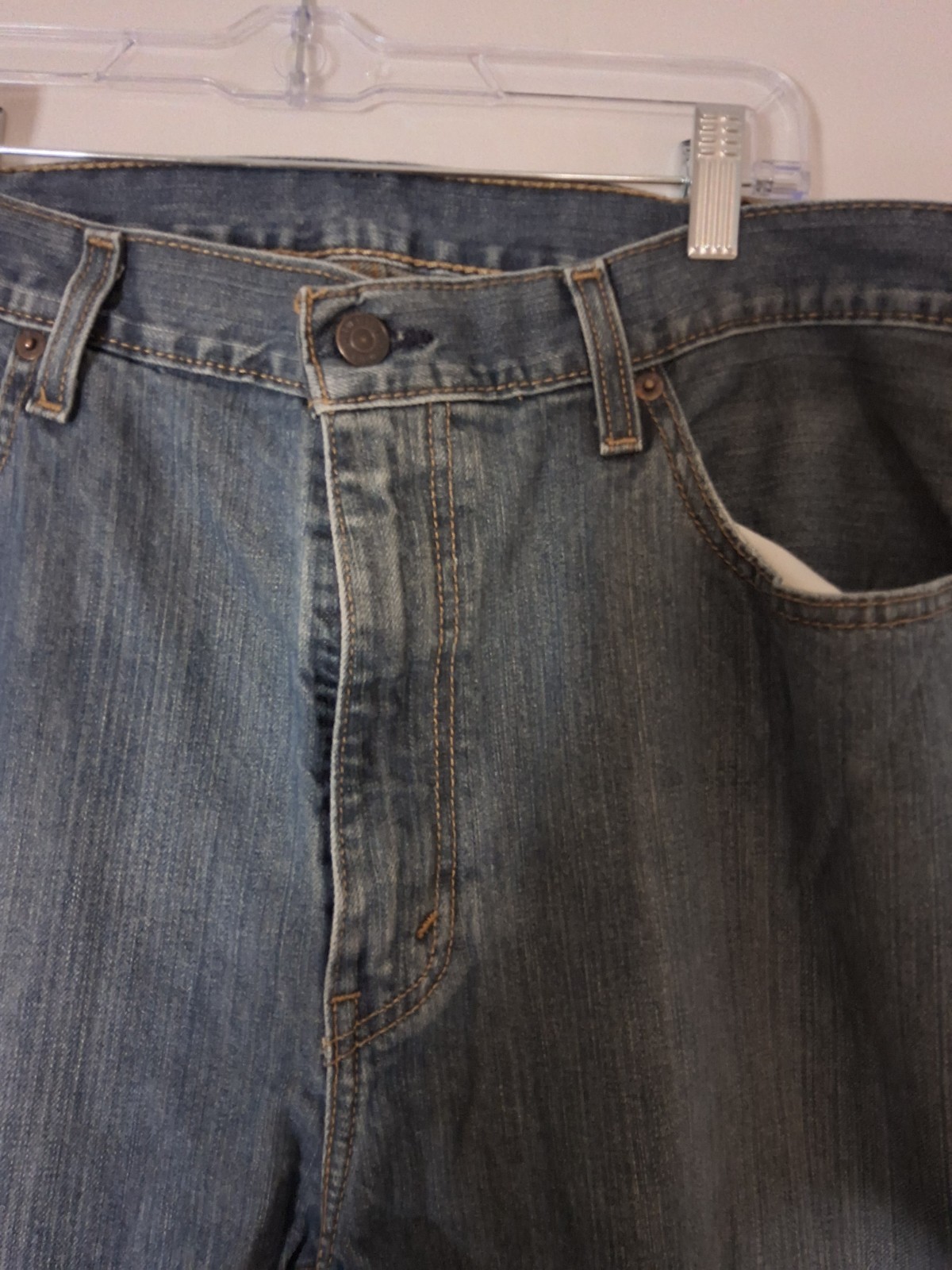 Levi’s 500 Series Men’s Blue Denim Straight Jeans Regular Fit, 5-Pocket