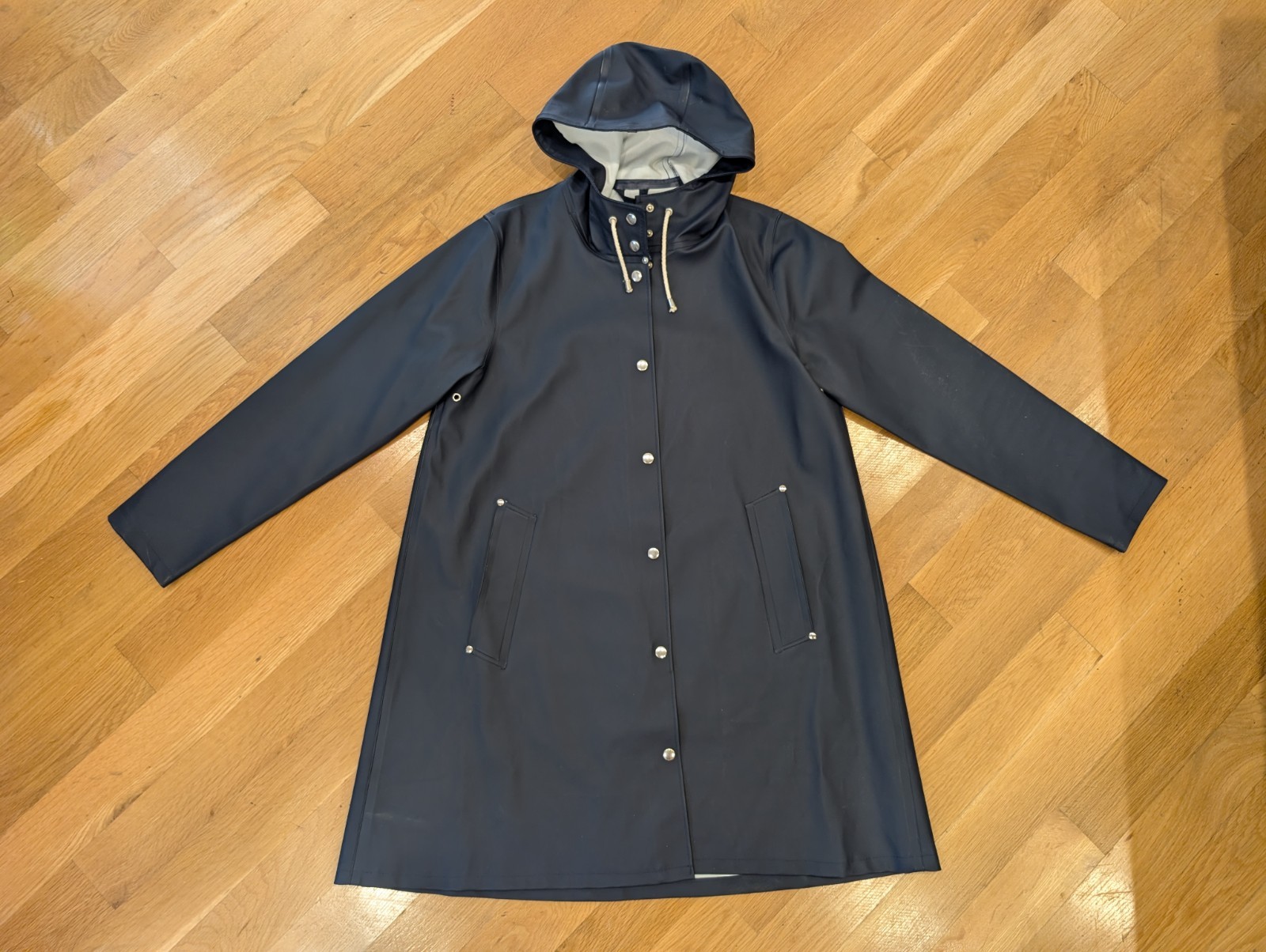 Stutterheim Mosebacke Jacket Womens Size Medium Raincoat Black Snap Hooded 2016