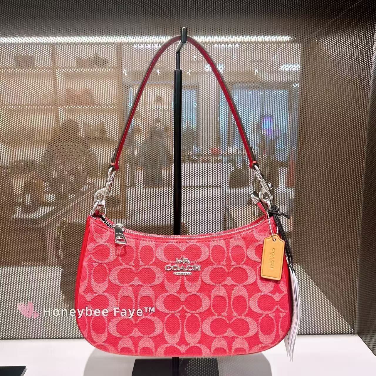 NWT Coach Teri Shoulder Bag In Signature Denim CDE43/CDQ56