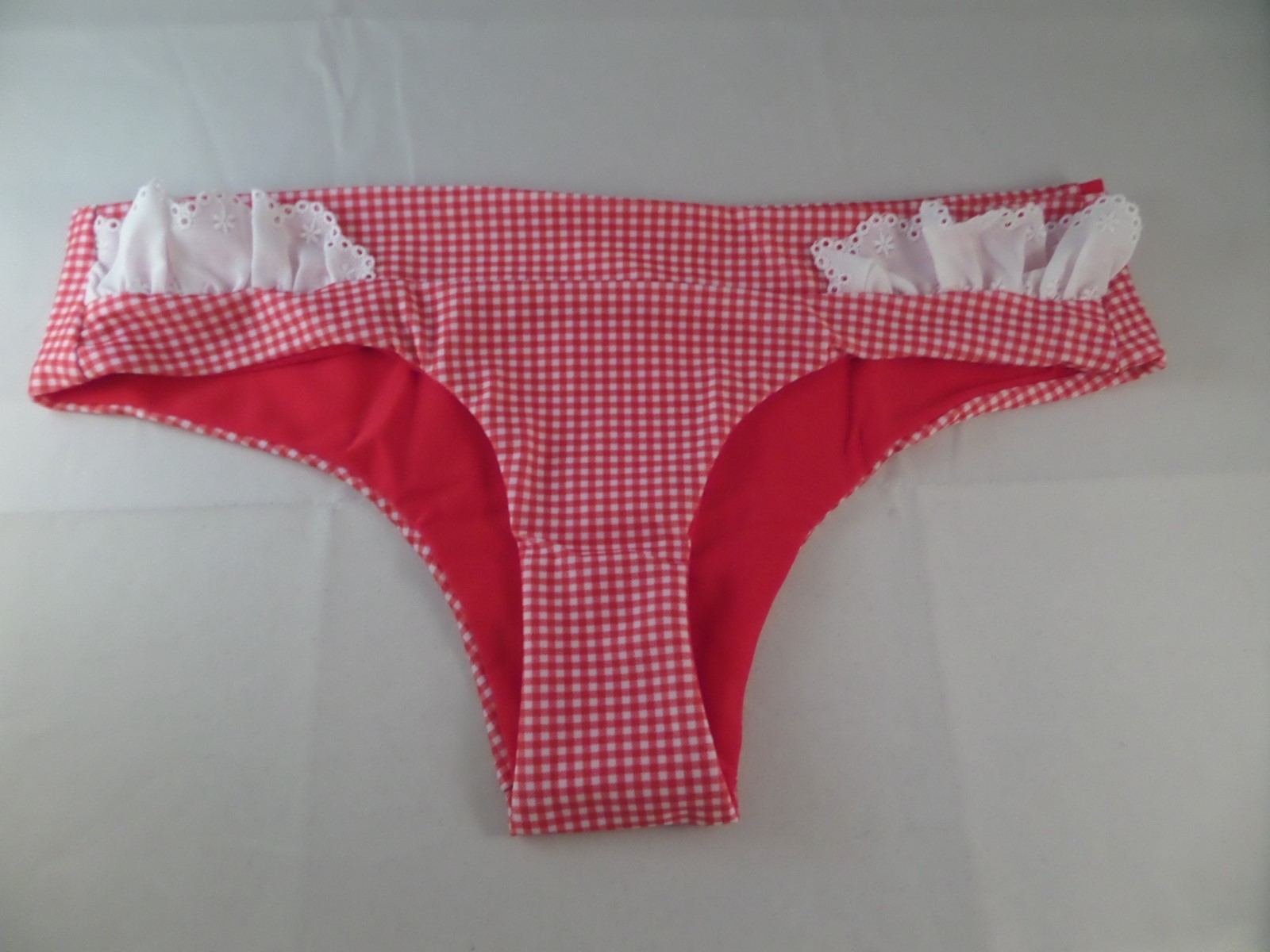NWT Lolli Ruffle Pocket Red White Gingham Bikini Swim Bottom Eyelet Large CHEEKY