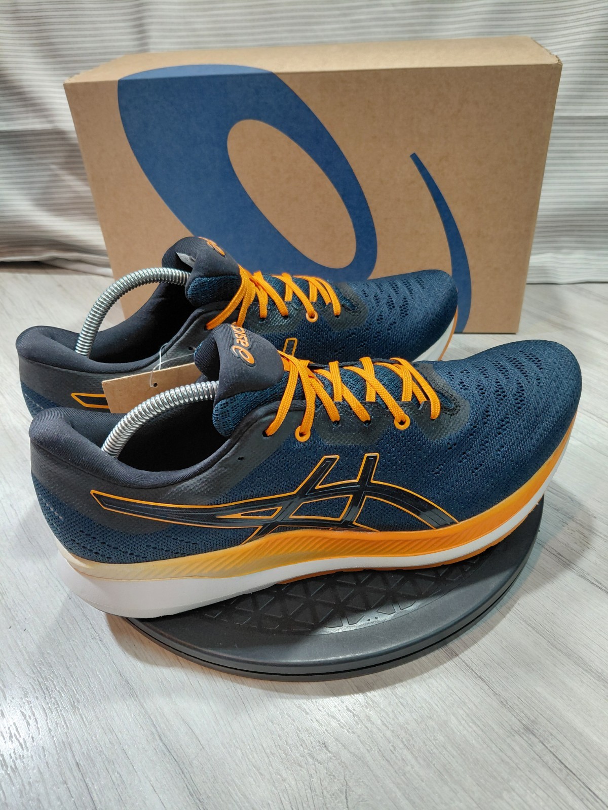 ASICS EZERIDE French Blue/Yellow Men’s 11 Low Top Lace-Up Sneakers 1011B788-401