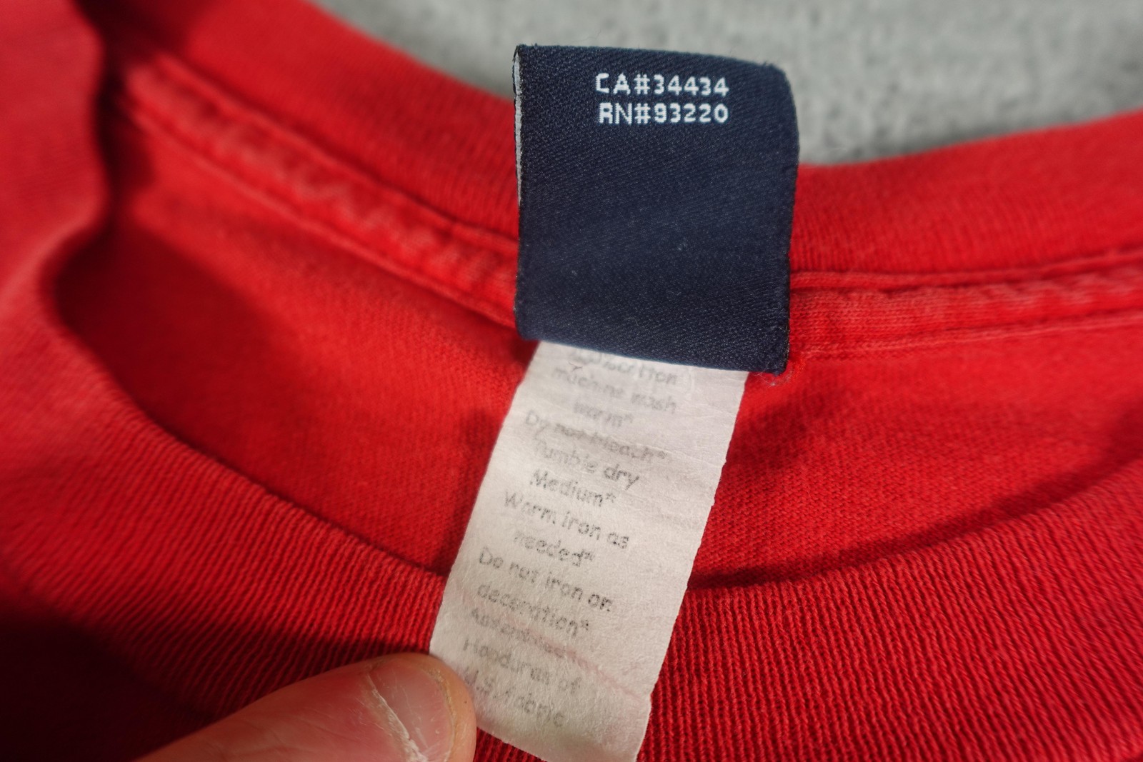 Y2K DC Skater Shirt Mens Large Red Skateboarding Streetwear Rap Hip Hop Urban