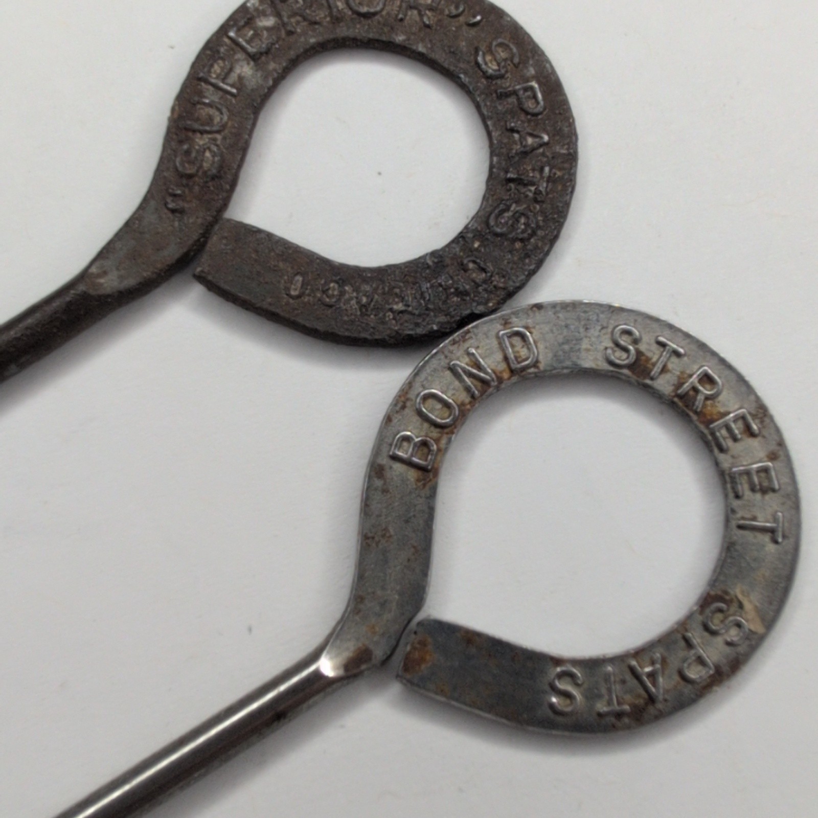 x2 LOT Vtg Bond Street Superior Spats Button Hook Advertising Shoe Gaiter Tool