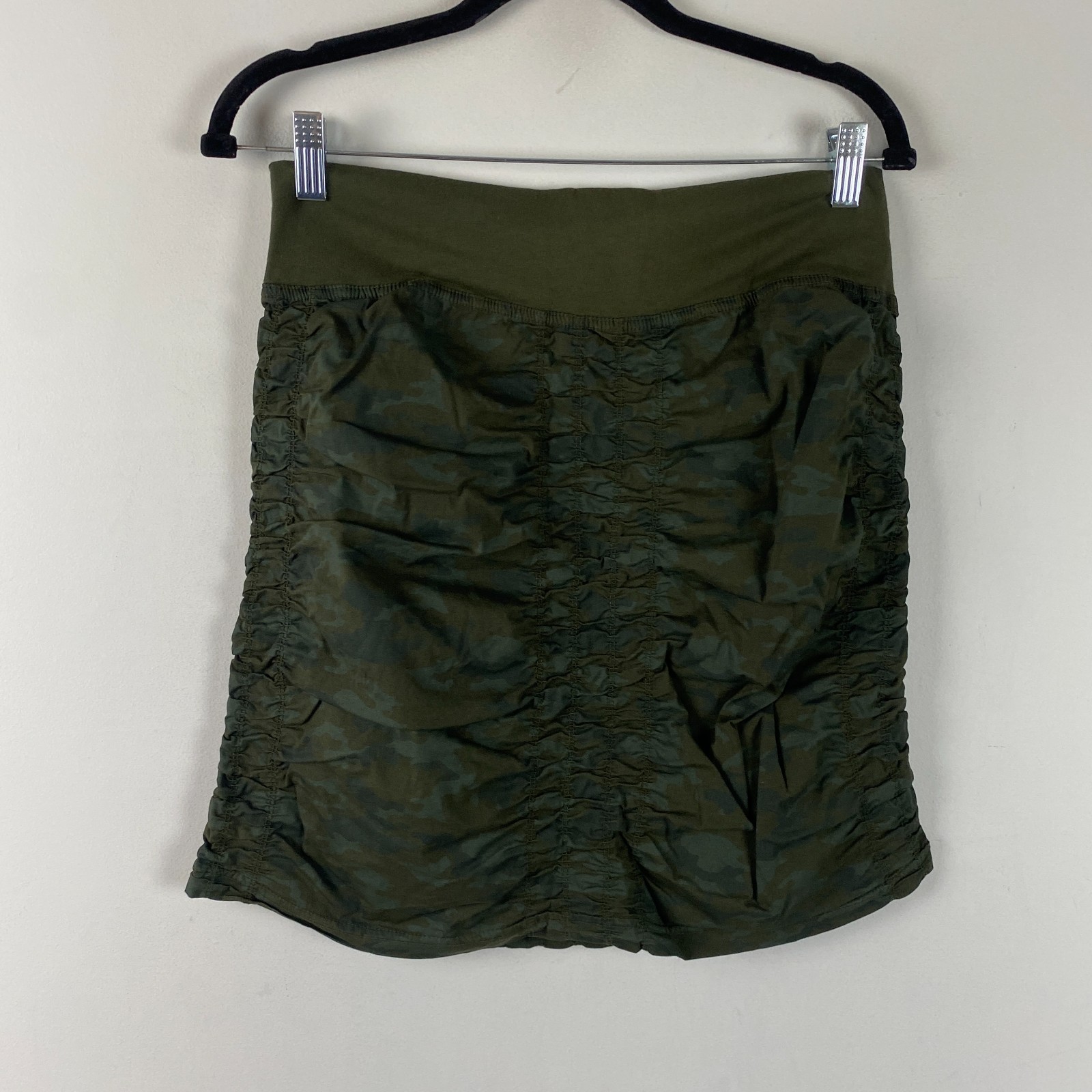 XCVI Wearables Trace Skirt Size Small Green Camo Pull On Ruched