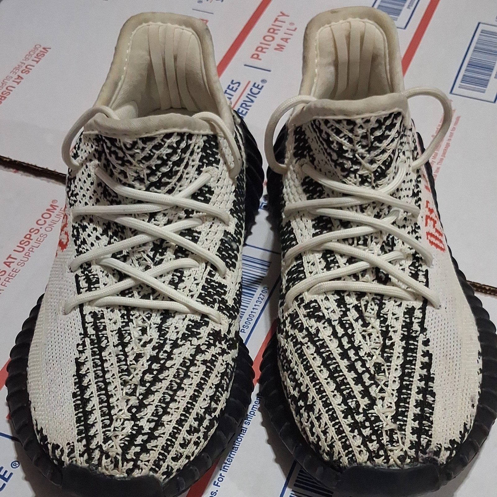 adidas Yeezy Boost 350 V2