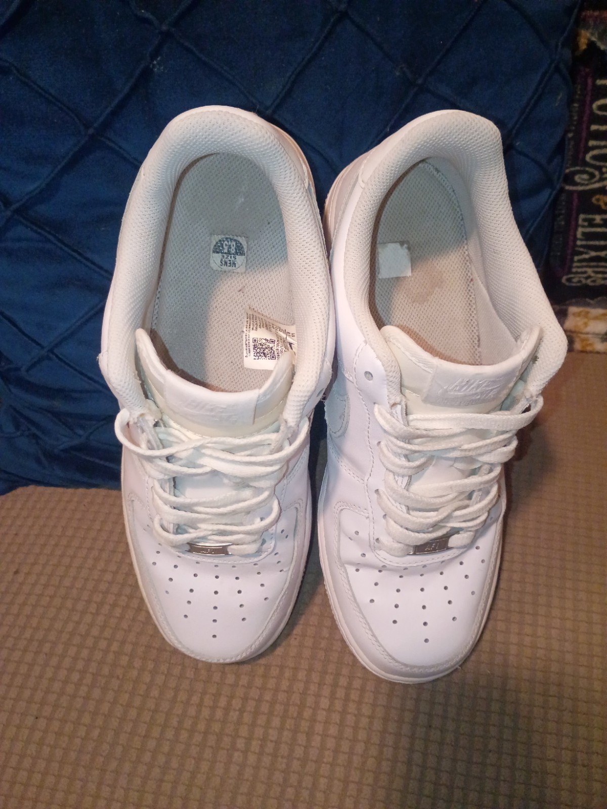 Nike Air Force 1 White Low Top Lace Up Athletic Sneakers mens 8.5 /women’s 10.5