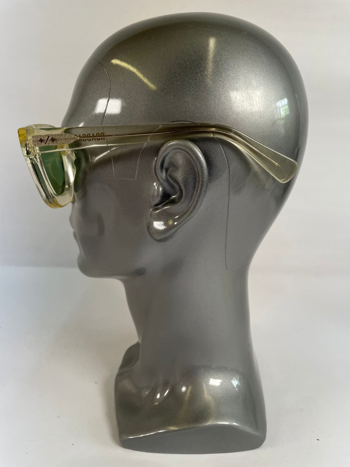 Strata Roadcase Clear Champagne Sunglasses Bottle Green Lenses