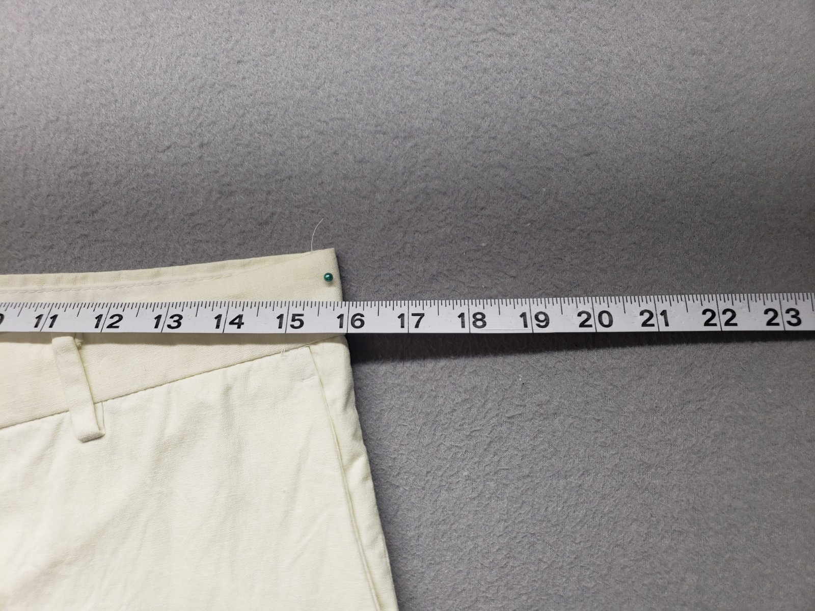 H&M Men Chino Pant 30 White Slim Fit Flat Front Mid Rise Preppy Casual Workwear