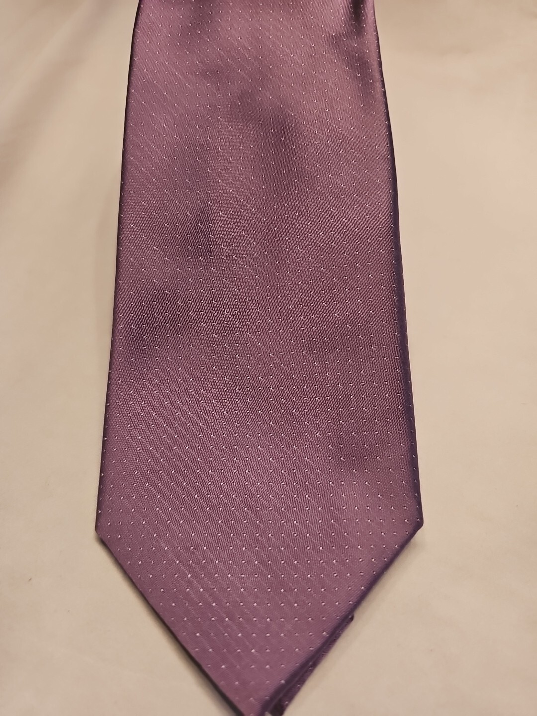 Corporate Image Tie Light Purple with Polkadots Silk Neck made in USA 59 X 3.75