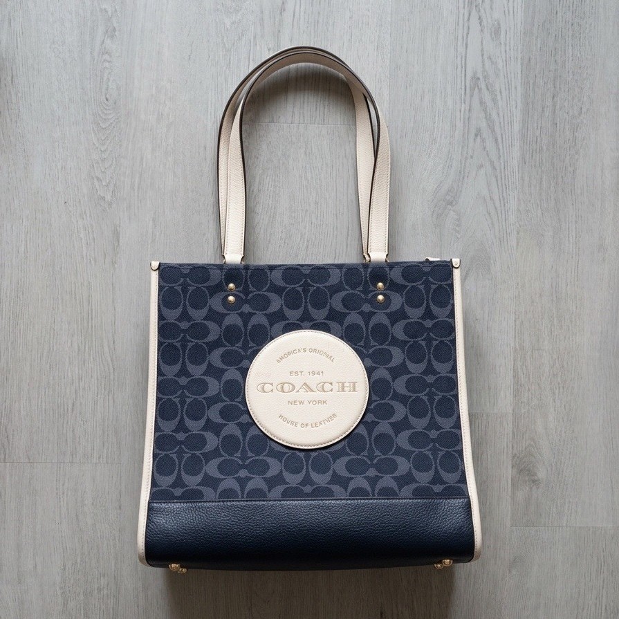 Coach Dempsey Tote Signature Jacquard #coach #vintage