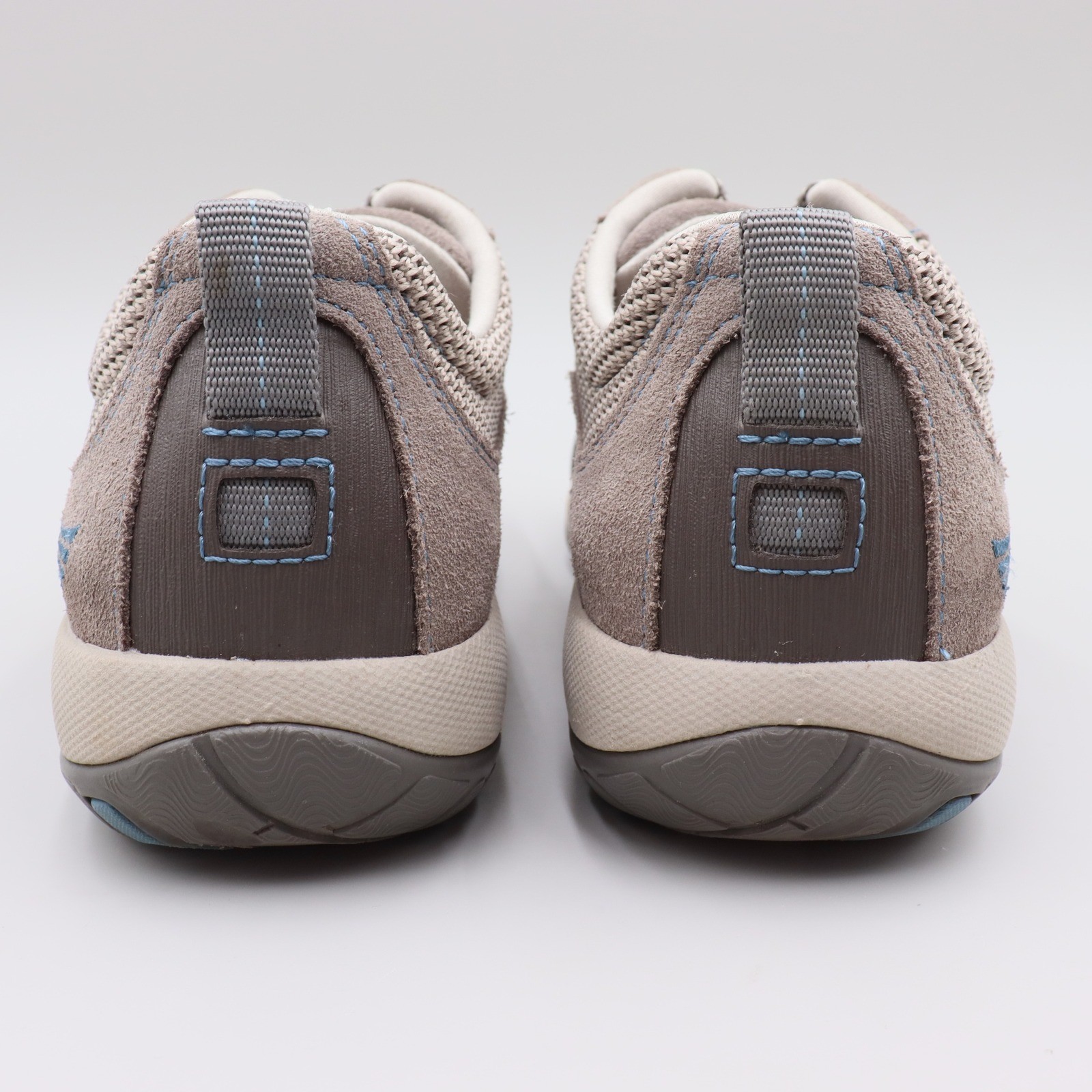Dansko Paisley Waterproof Suede Walking Shoes Taupe Grey Women’s Size 5.5-6 US