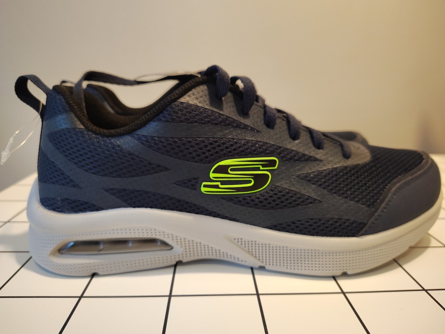 Skechers Mens Memory Foam Sneakers Size 9 Contours Foot Navy Blue Mesh Lace Up