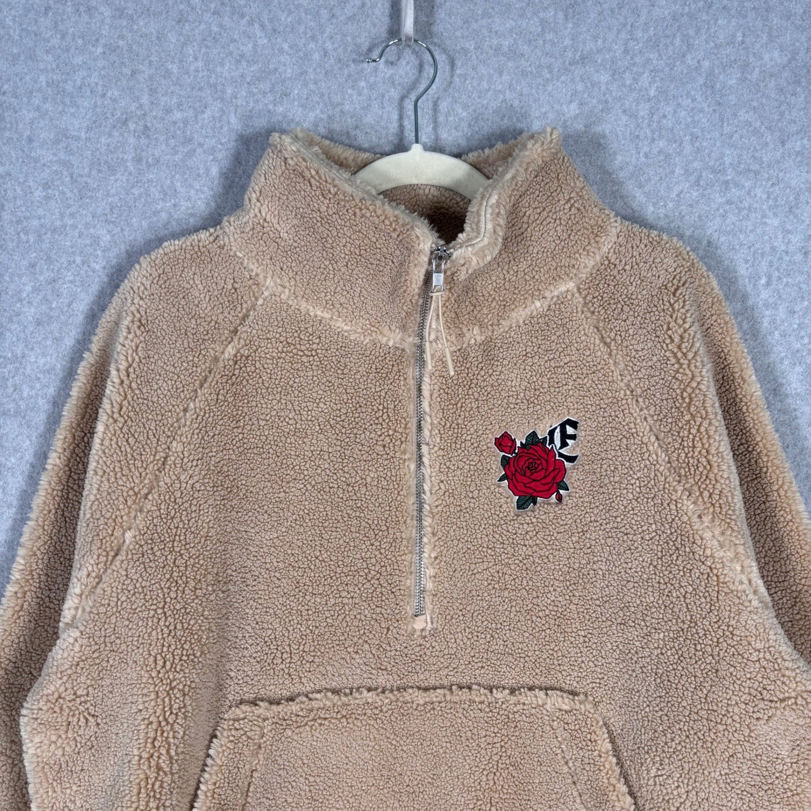 Empyre Sherpa Teddy Pullover Large Rose Embroidered Emma Chamberlain Cozy Grunge