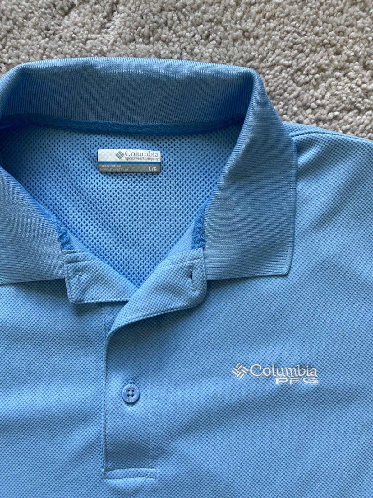 Light blue mens columbia performance fishing gear omni shade shirt large