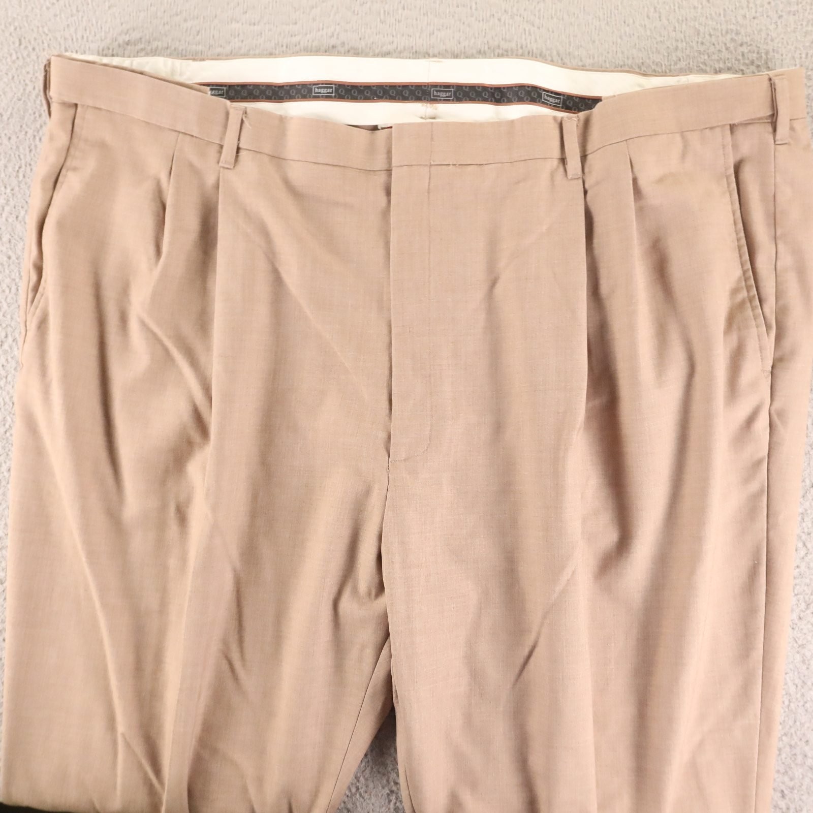 Haggar Pants Mens 52×30 Beige Polyester Haggar Big & Tall Size 52 Slacks Pleated