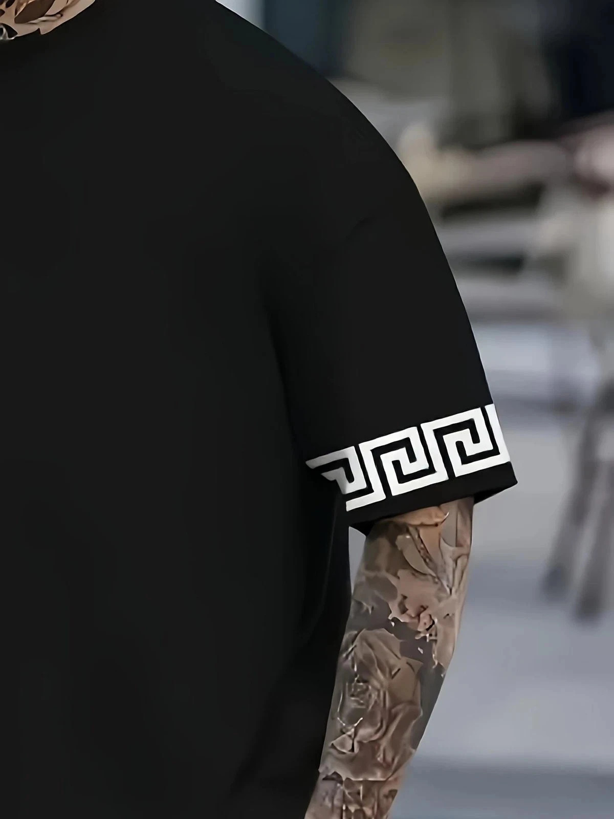 Men 2-Piece Set Summer Outfit Short Sleeve Sweatshirt T Shirts and Shorts Suits