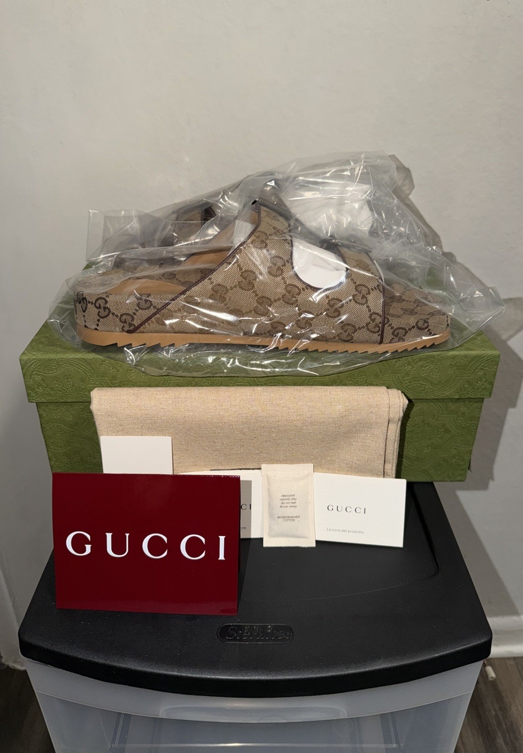 Gucci Strap Slide Sandals In Beige/Ebony GG Canvas Size US 10.5/UK 10 Authentic