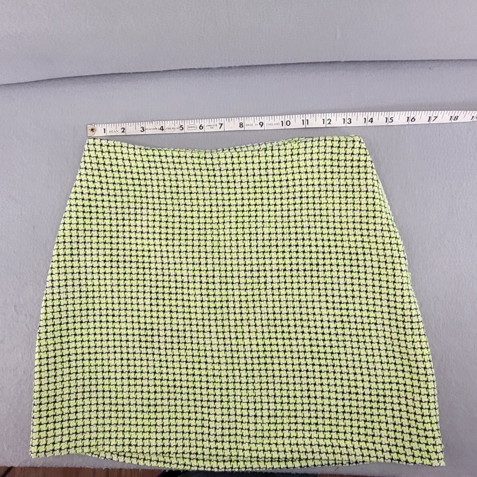 ASOS DESIGN Mini Skirt Boucle Tweed Check Lime Green Black A-Line US 4 NWOT
