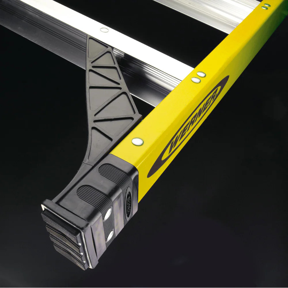 Werner 7300 6-ft ( 10-ft Reach Height ) Fiberglass Type 1AA – 375 lbs. Lo|125597
