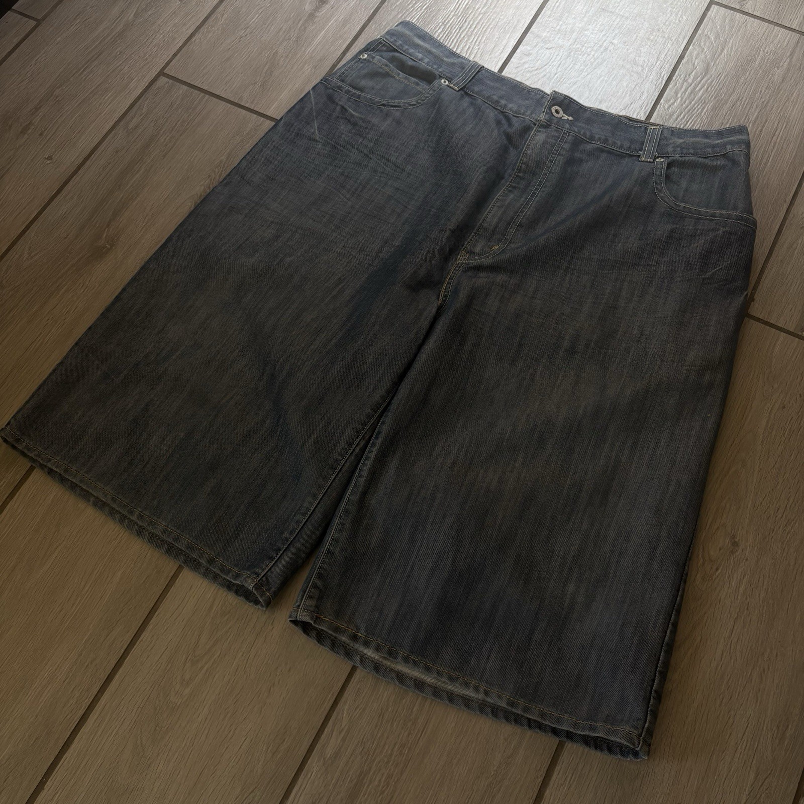 Levis 569 Vintage Baggy Flap Pocket Shorts Medium Wash Loose Y2K Skater Denim