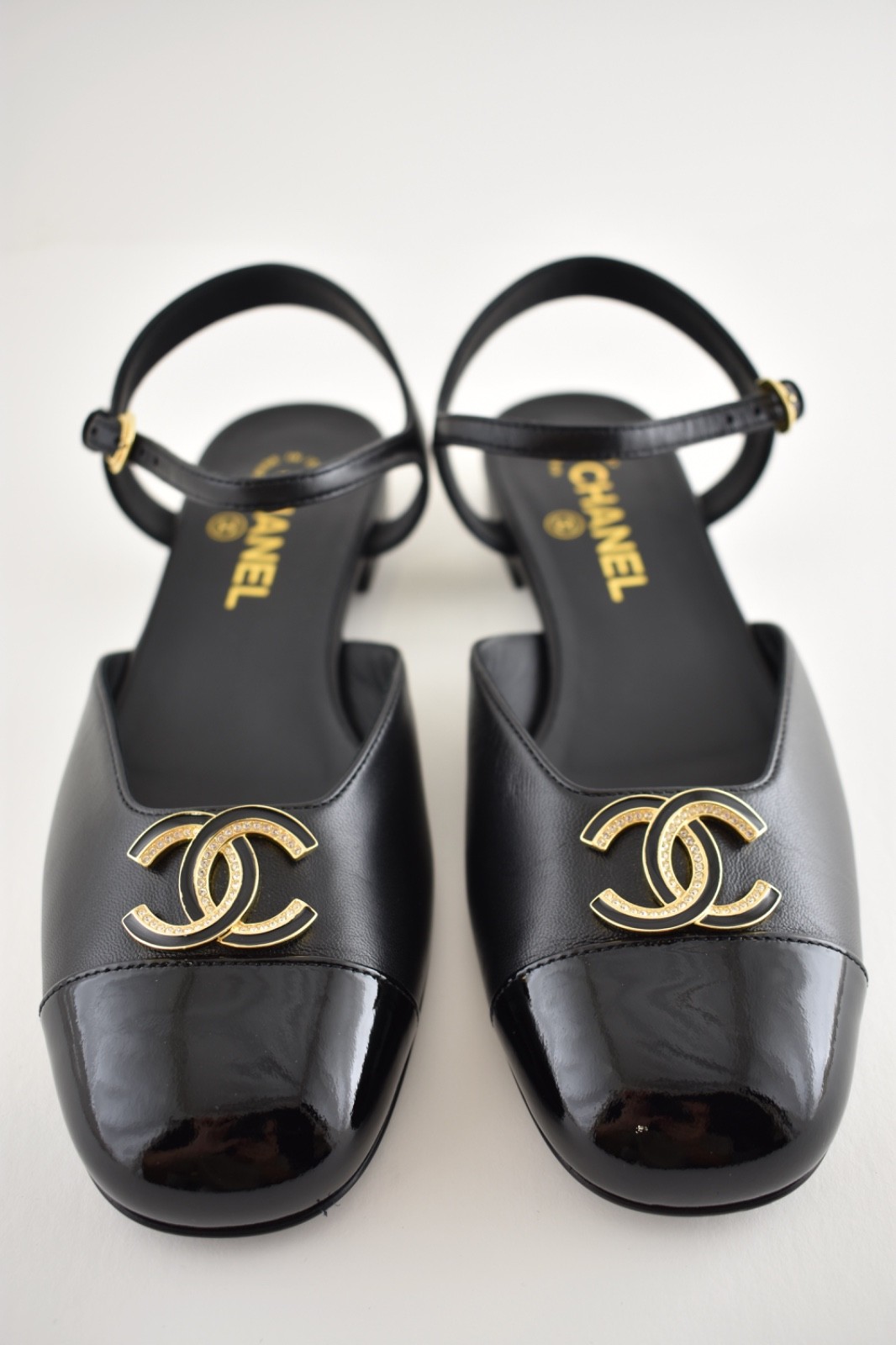 Chanel 25P Black Patent Gold CC Slingback Ankle Strap Ballerina Ballet Flat 37