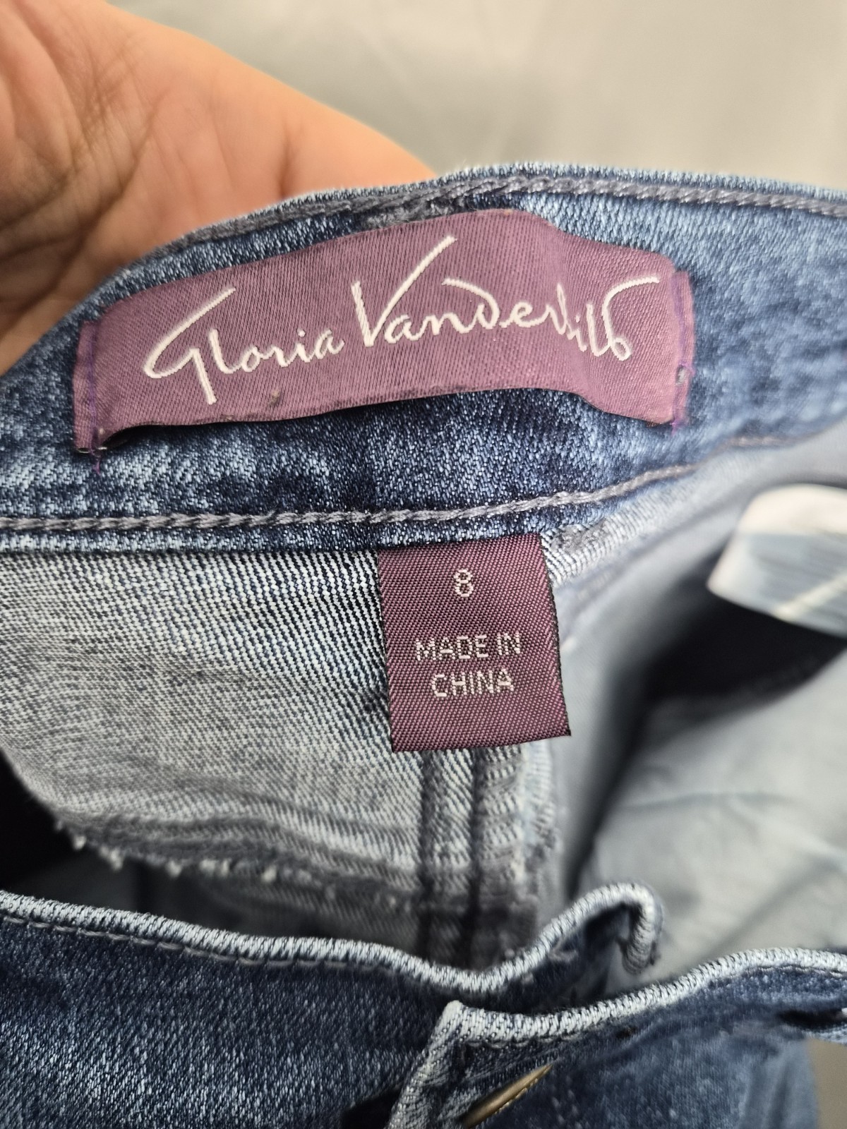 Gloria Vanderbilt Amanda Jeans Womens 8 Dark Wash Stretch Denim Pants