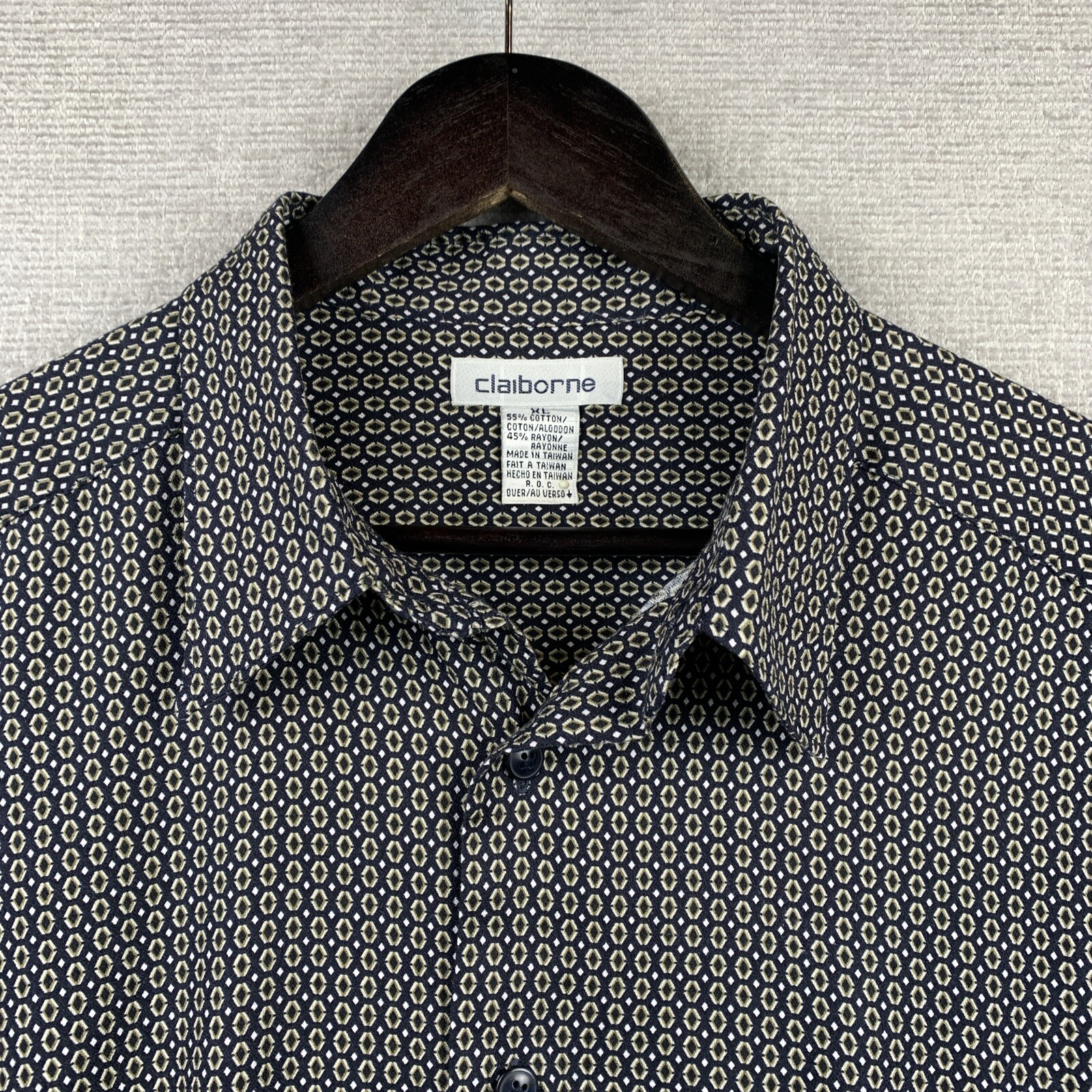 CLAIBORNE Button Up Shirt Men’s Extra Large Black Olive Geometric Modern Casual