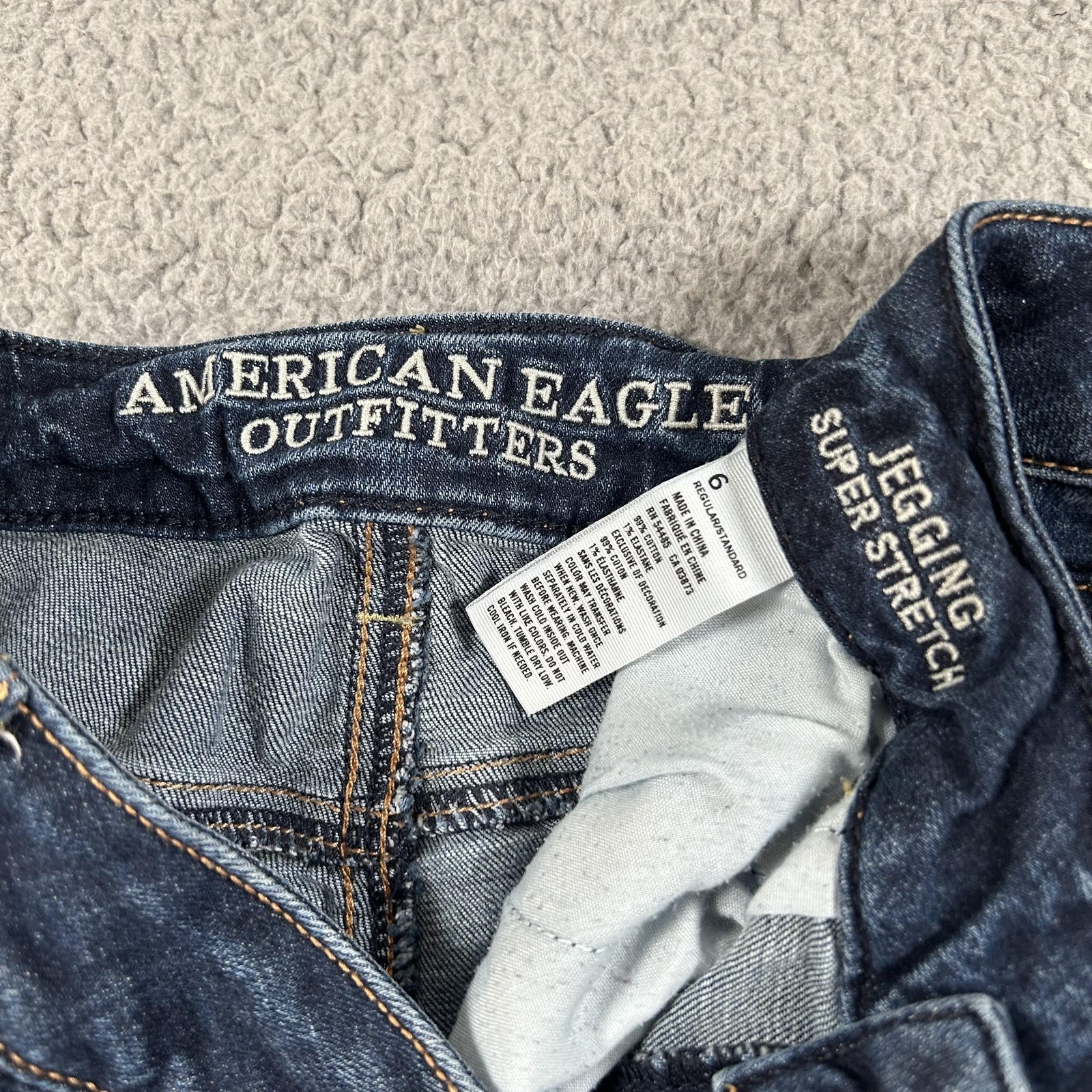 American Eagle Jegging Jeans Womens 6 Blue Mid Rise Super Stretch Denim Pants