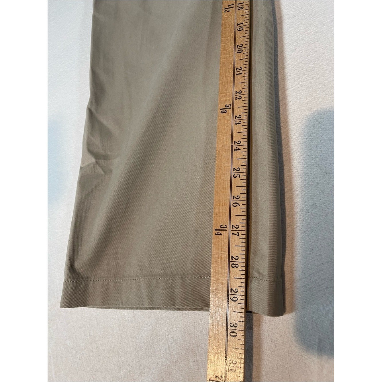 Banana Republic Dawson Chino 32×30 Relaxed Fit Men’s Tan Straight-Leg 100%Cotton