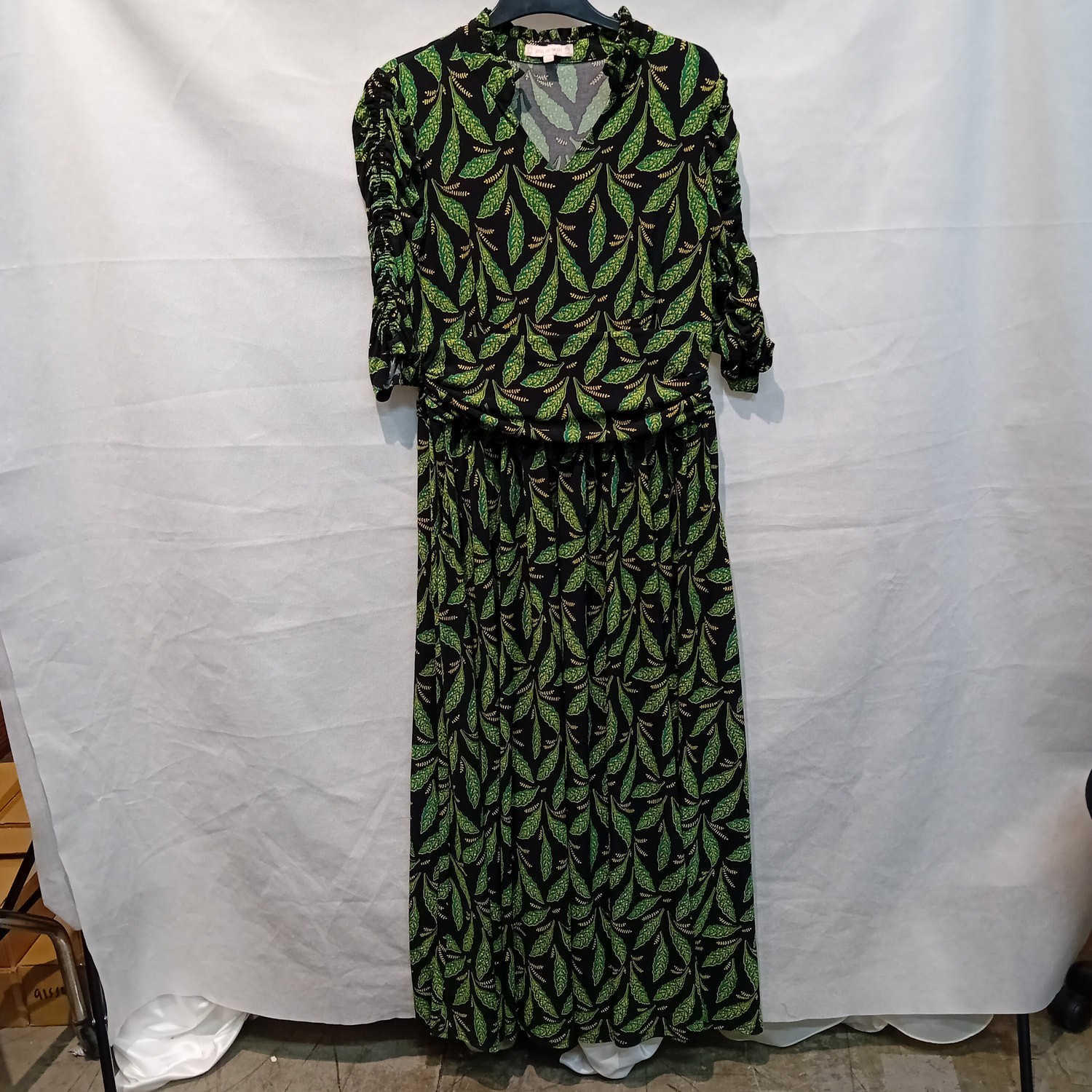 Jolie Moi Leaf Print Maxi Dress – Size 14 / EU 42