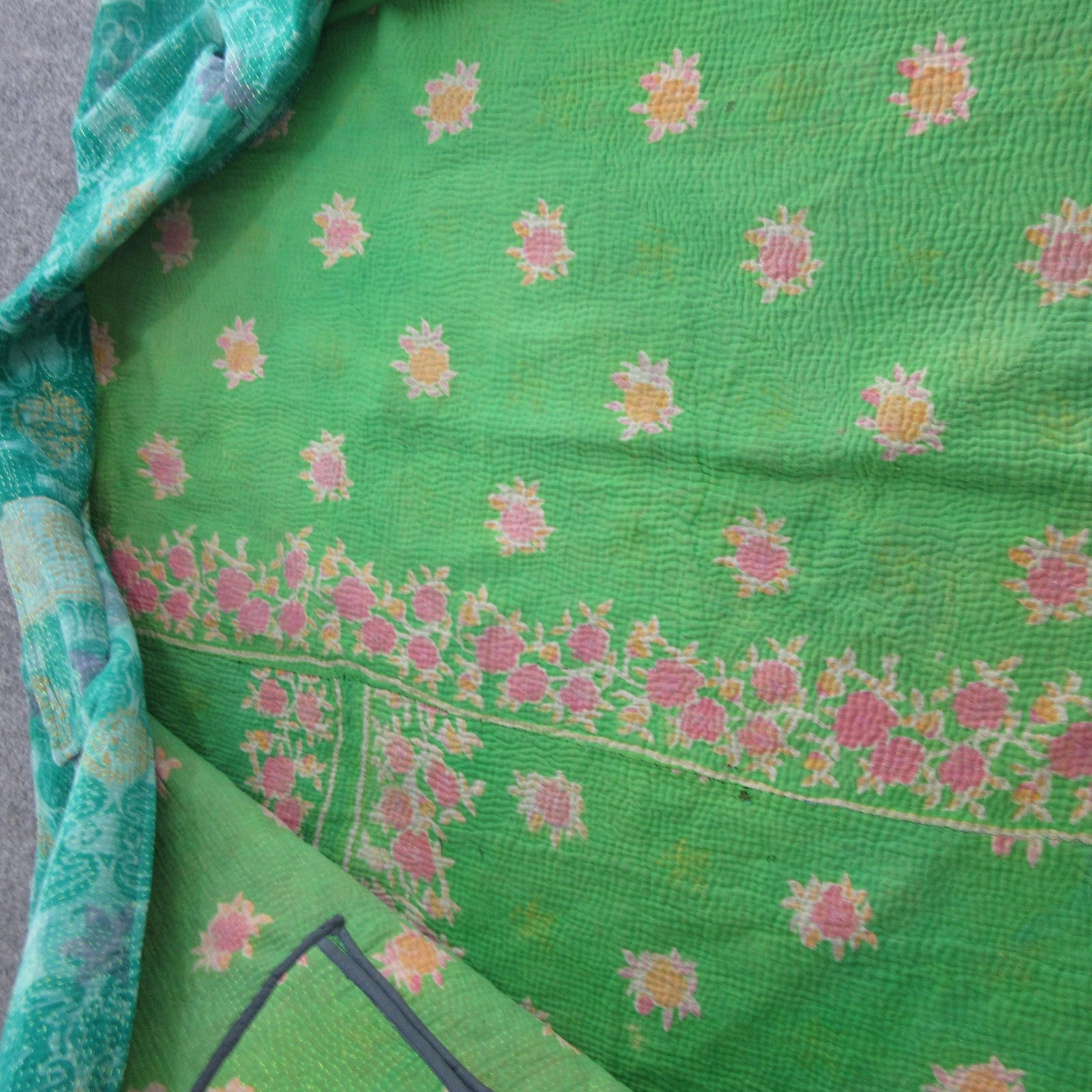 Sapana Coat Womens One Size Green Quilted Kantha Blanket Floral Boho Open Front
