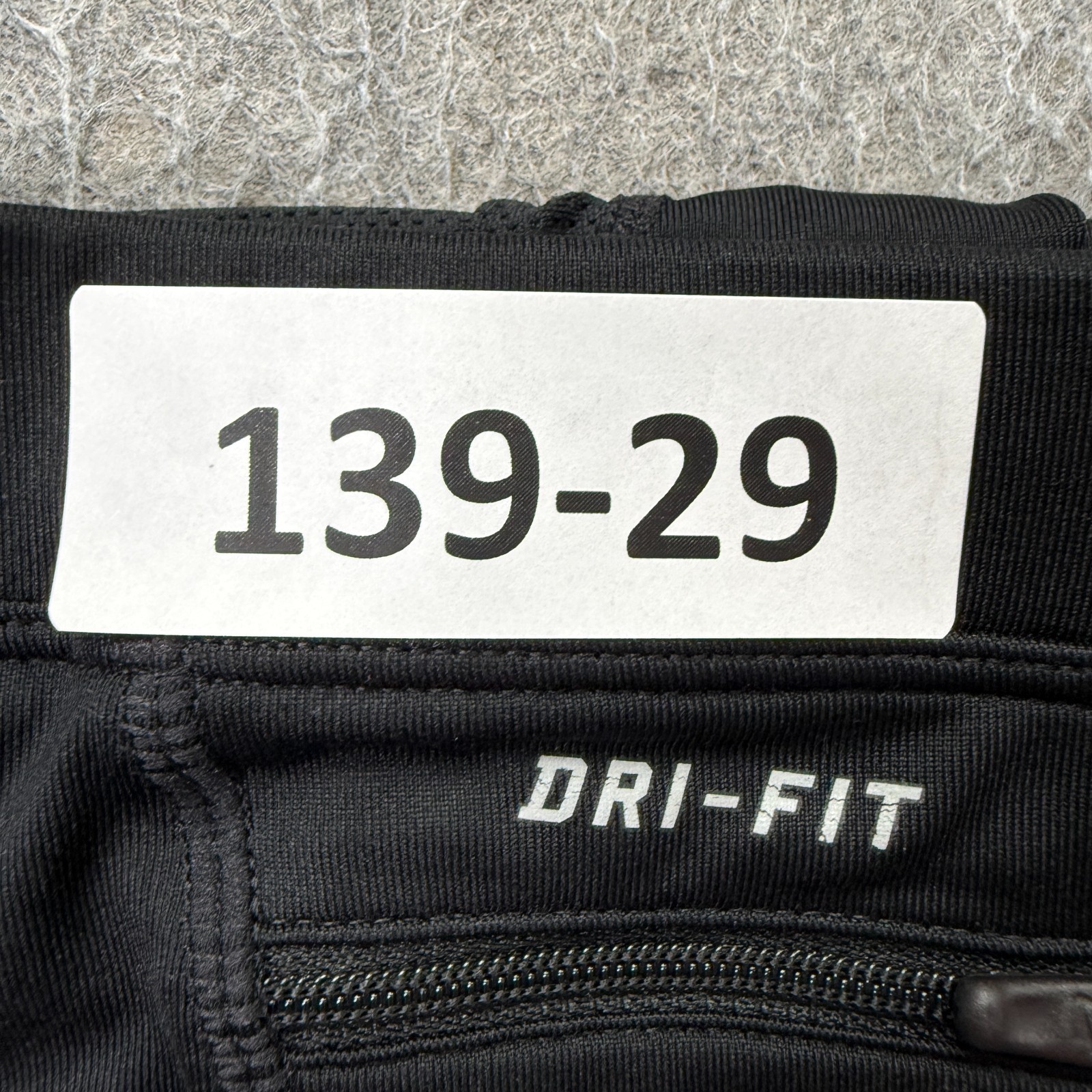 Nike DRI-FIT Essential Running Tights Men XL Black Compression 29″ Ankle Zip