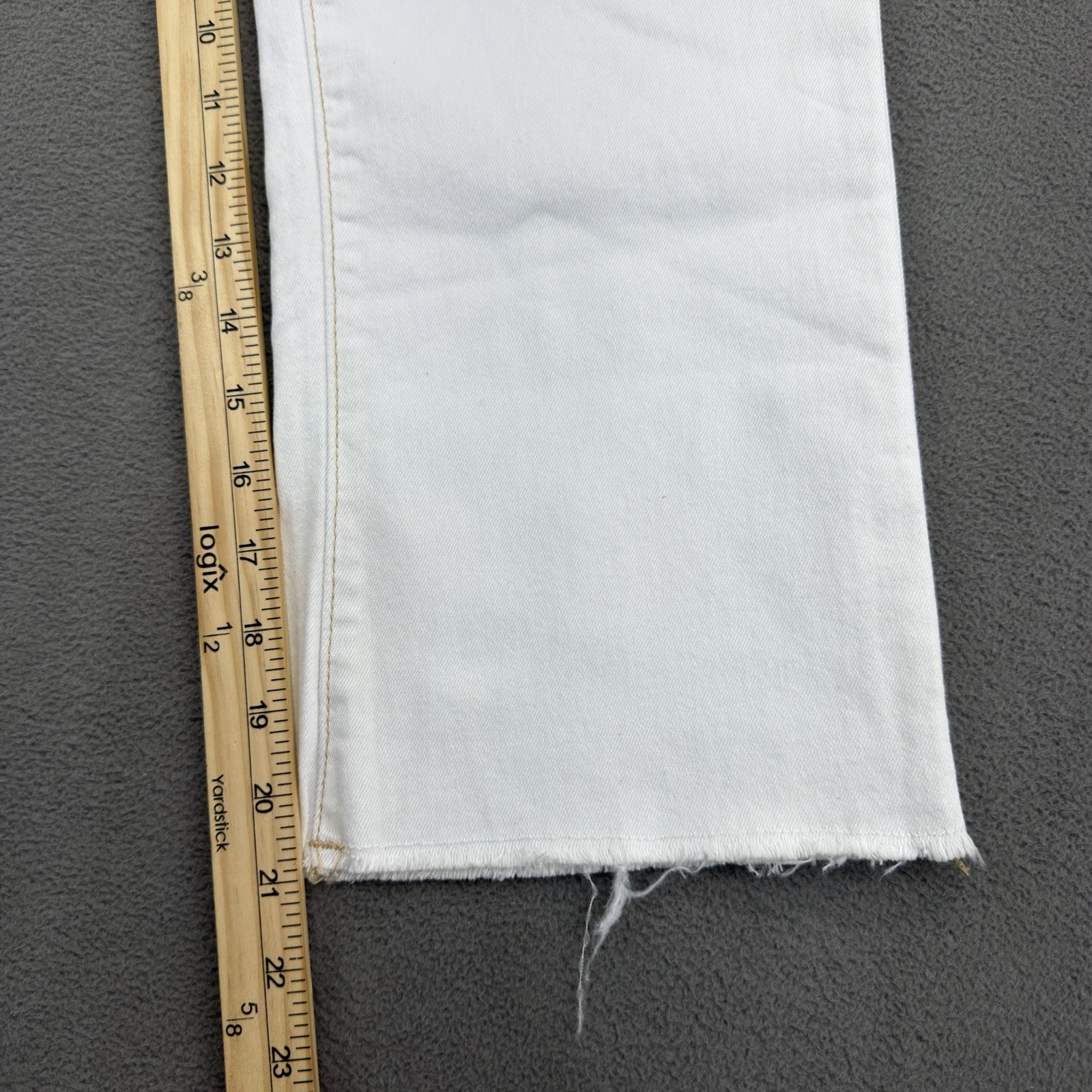 True Religion Flare Capri Jeans Womens 29 Optic White Flap Pockets NWT $159