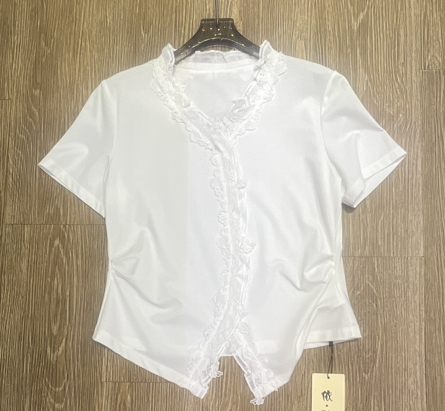 E·MUZI White Knit Pullover Blouse Lace Ruffle Trim Short Sleeve Womens M