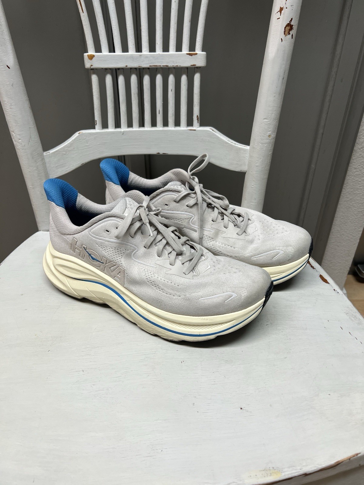 Hoka Clifton 10 Men’s Sneakers Size 11.5D