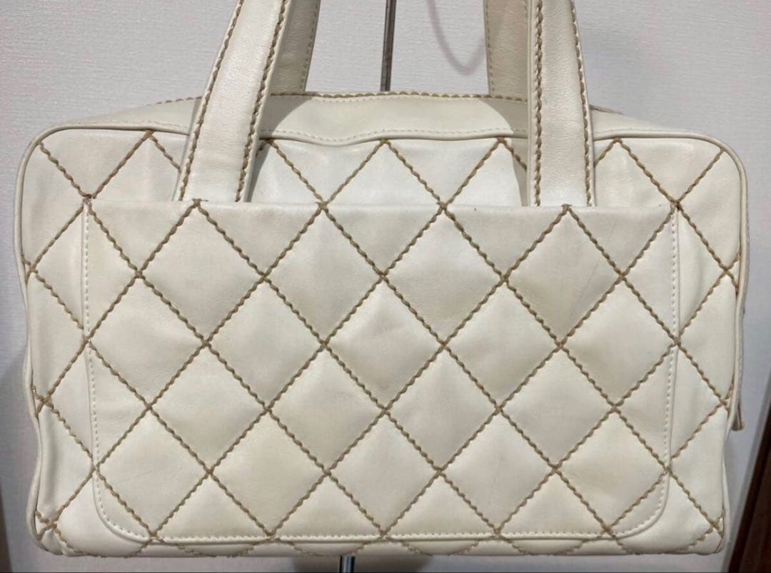 CHANEL Wild Stitch White Leather Gold CC Logo Zip Handbag W11.8in H7.9in D4.7in
