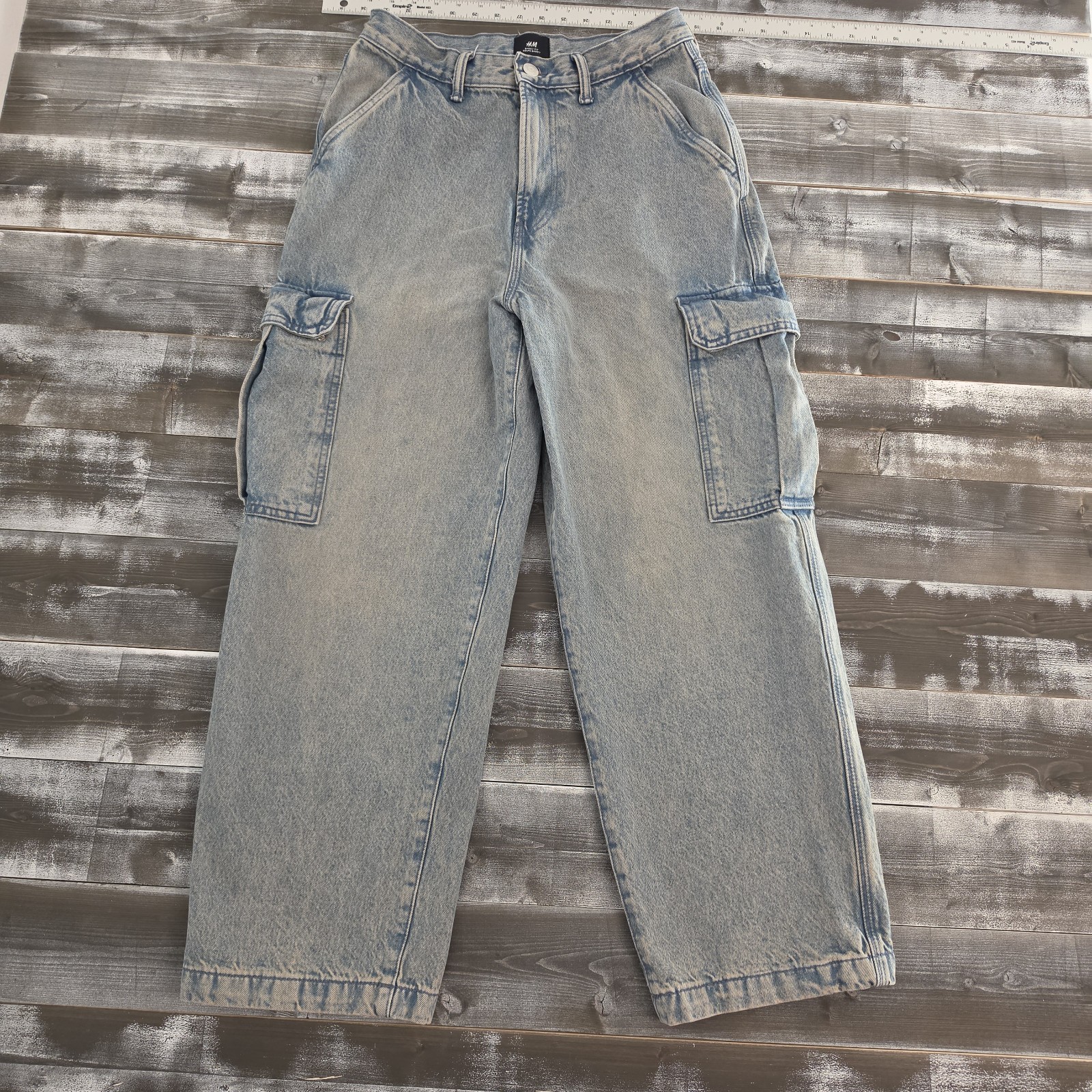 H&M Divided Mens Cargo Jeans Size 28×32– Wide Leg Baggy Denim Y2K Trendy