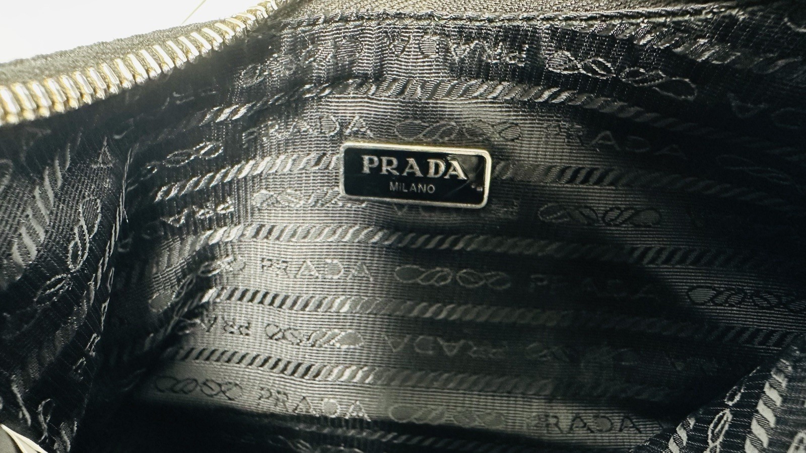Authentic PRADA RE-Edition 2005 Shoulder Bag Black Nylon