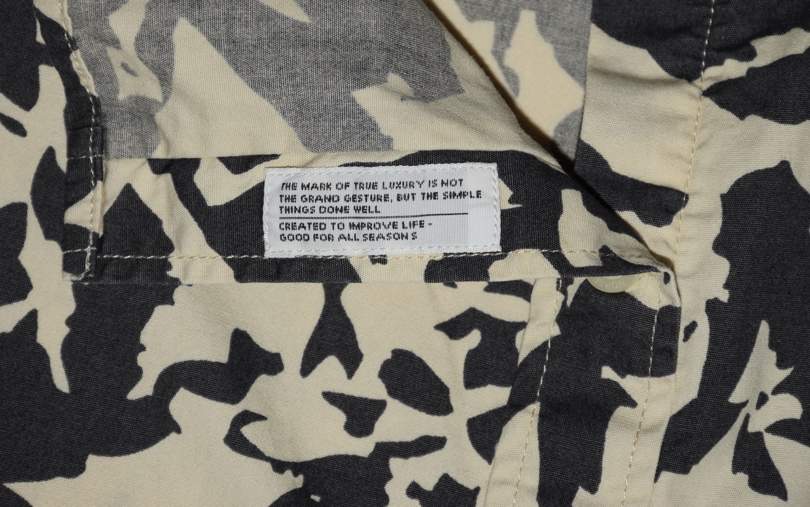 NORSE PROJECTS ANTON BROKEN LEAF LONG SLEEVE SHIRT SIZE M / Slim P2P 21″ MINT