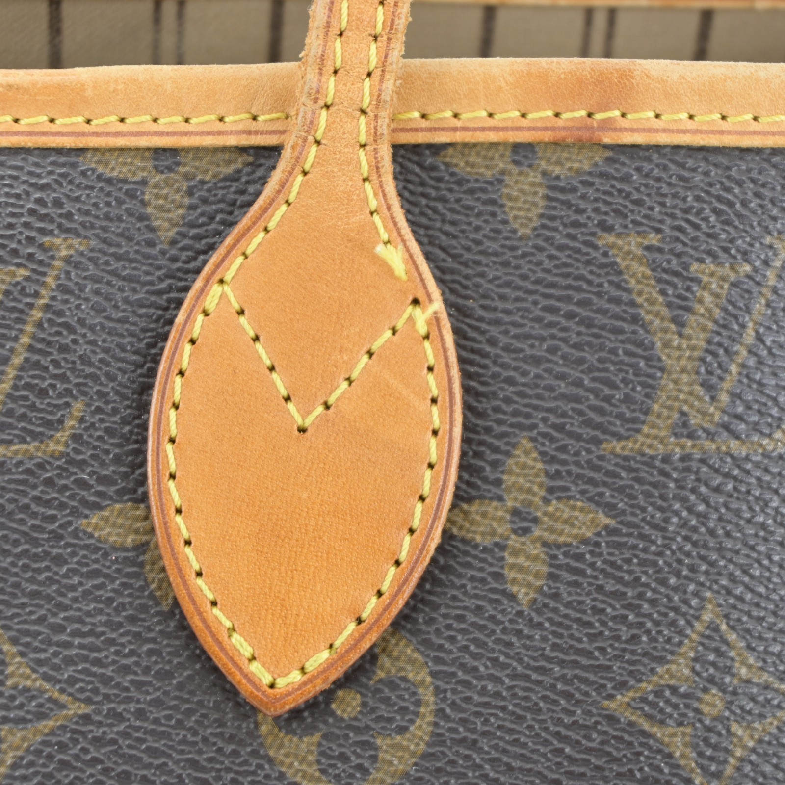 Louis Vuitton Monogram Neverfull MM Leather Fabric Brown Tote bag B2202SA803