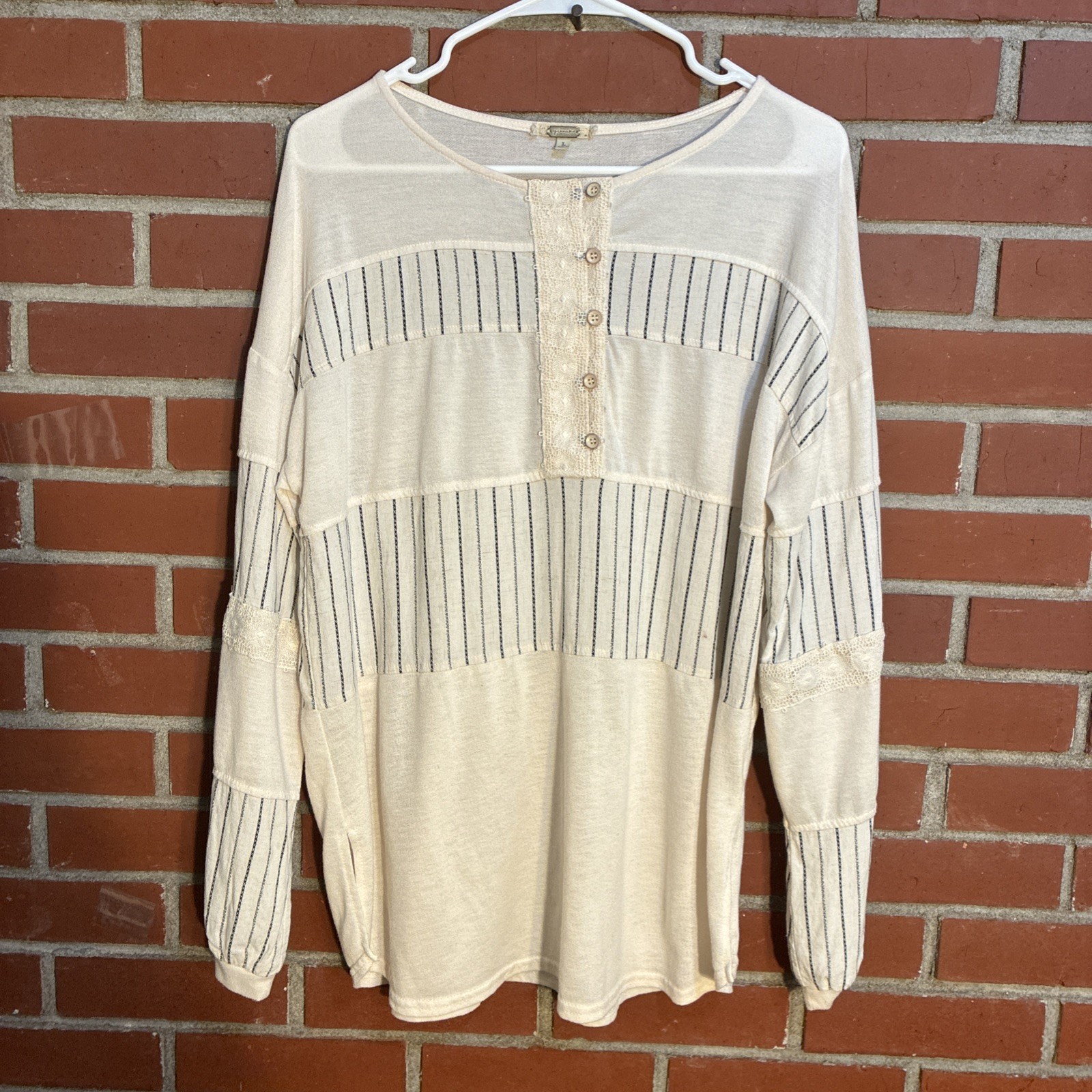 Gimmicks Boho Top Womens Size Large Beige Lace Festival Long Sleeve