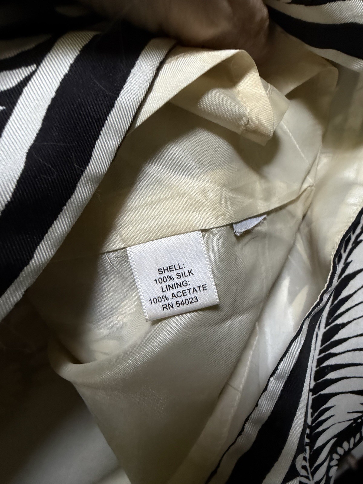 Black And White Size 4 Banana Republic Silk Above The Knee Skirt