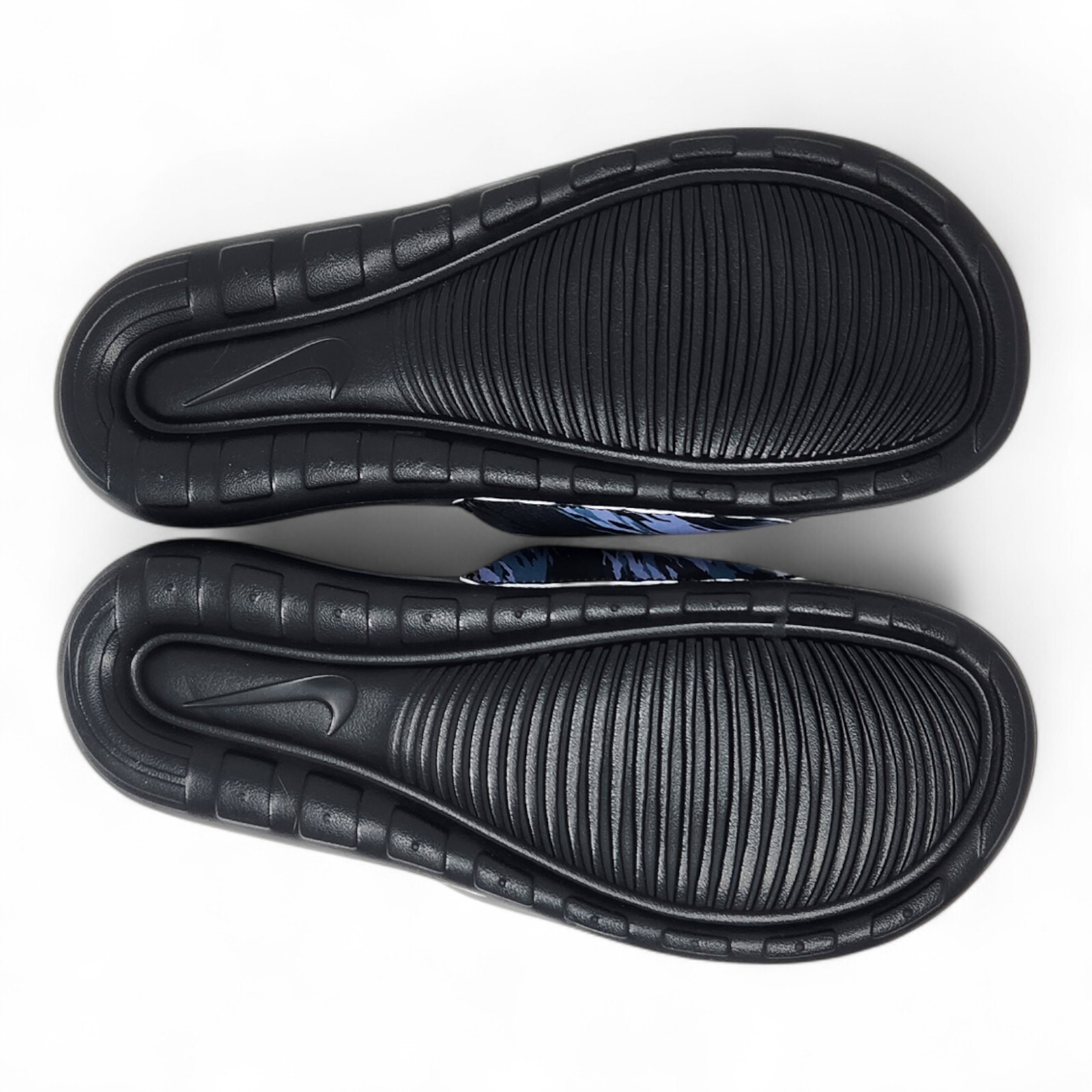 Nike Victori One Athletic Slides Men’s Sizes Black Pure Platinum Off Noir Camo