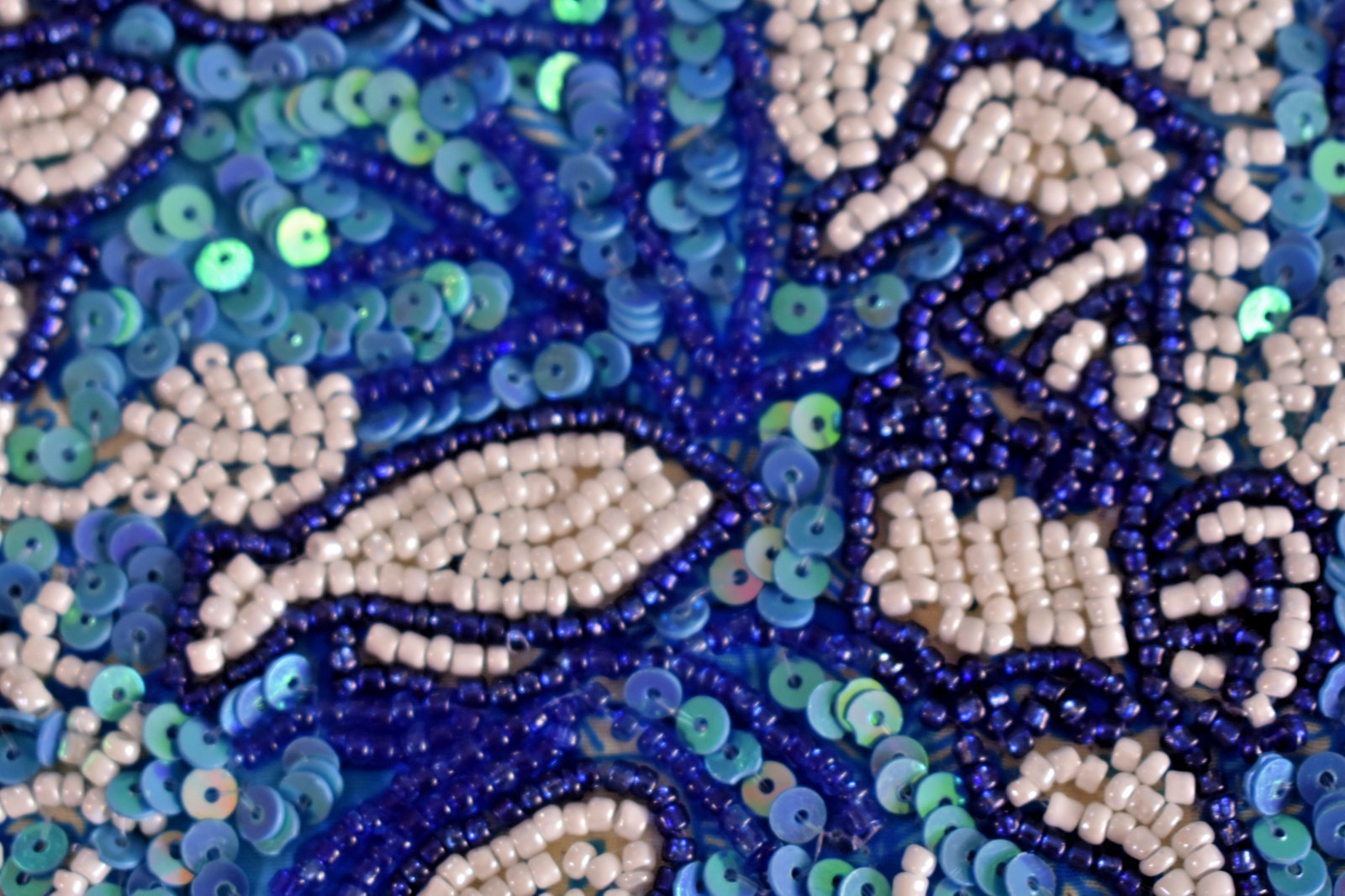 ANTICA SARTORIA 2026 BEADED PURSE AQUA & WHITE SHELLS & EVEN A SEAHORSE NWT